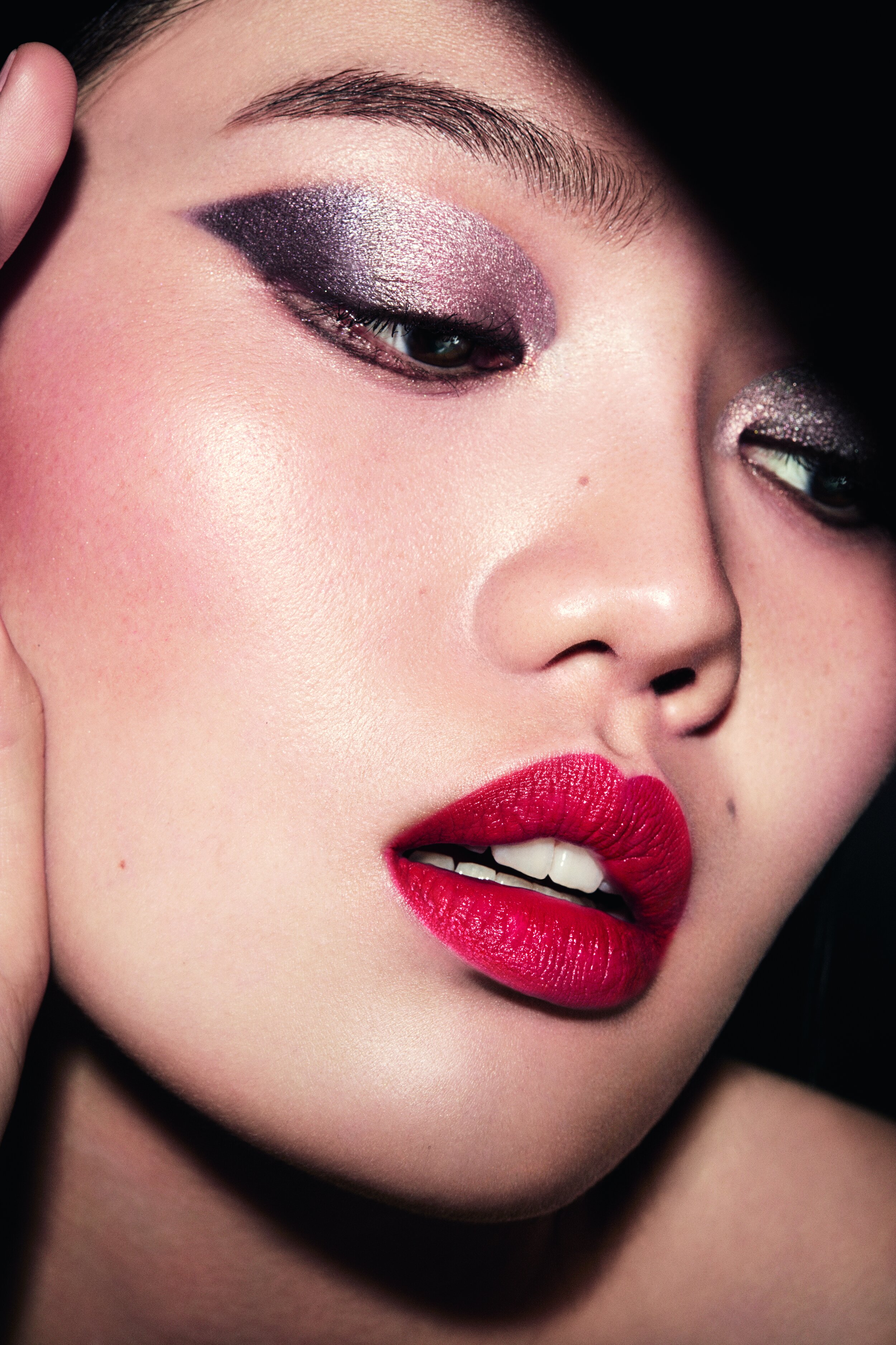 HOL20_COL_DEC_PWP_Model_Katy_040_REL.jpg