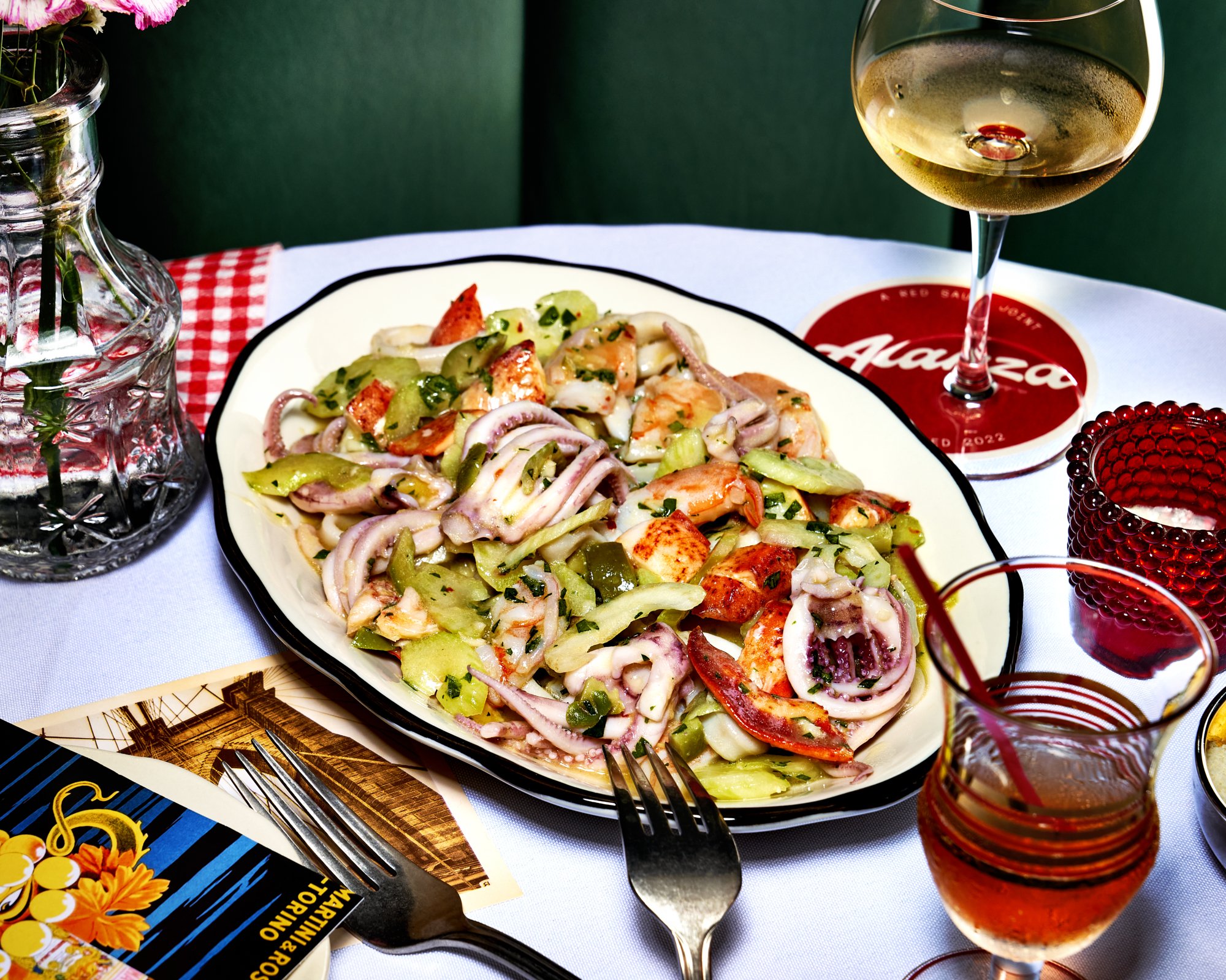 220829_Alanza_Seafood-Salad_346_Cropped.jpg