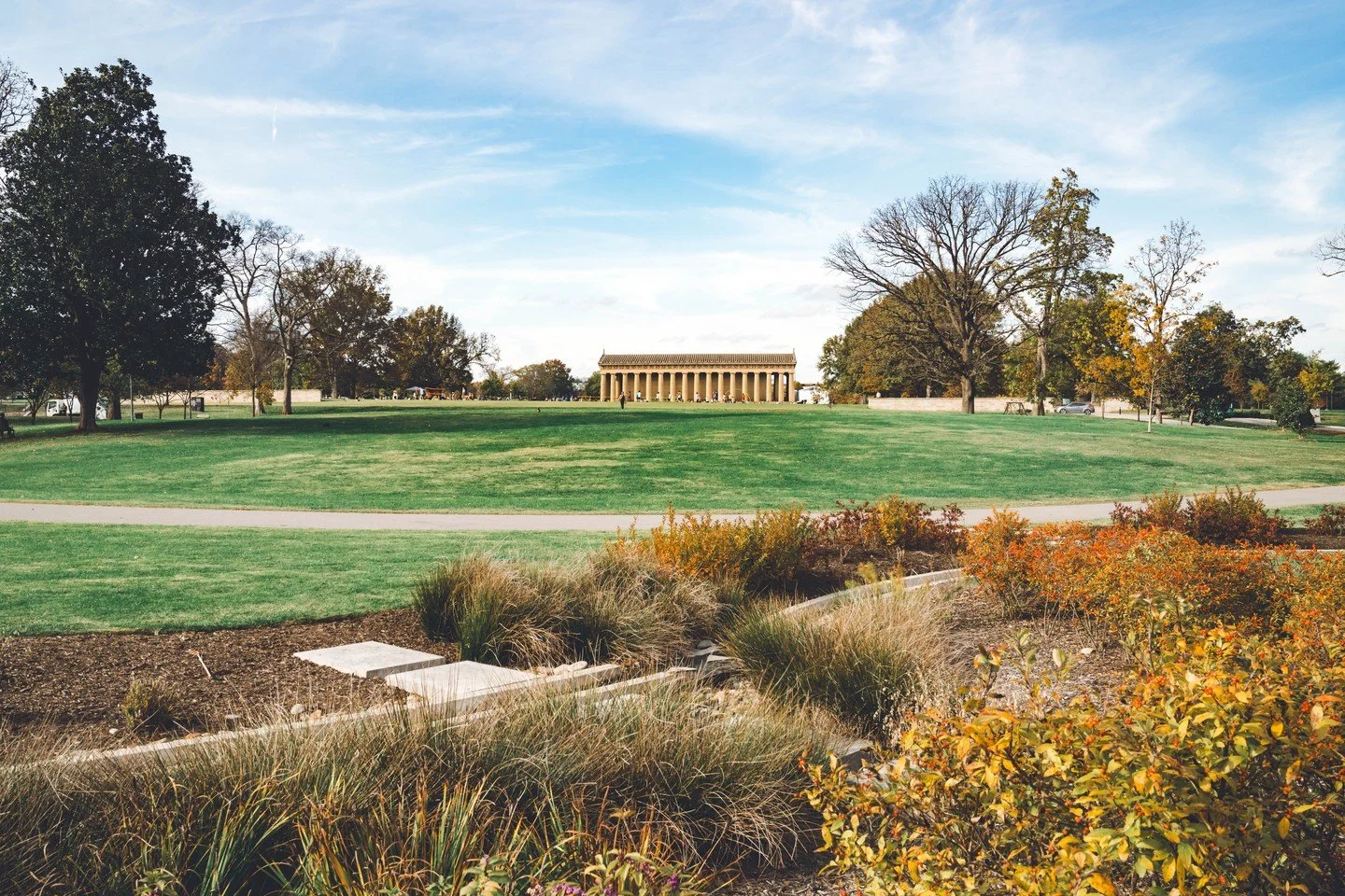 We're holding on to these fall vibes for as long as possible 🍂 
.
.
.
We'd like to thank our many sponsors that help support Centennial Park and the Parthenon, including: @HCAHealthcare Foundation, @tnartscommission, The Memorial Foundation, @jackso
