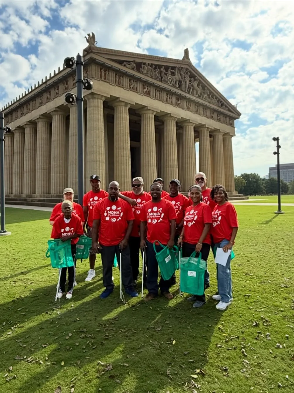 Thank you to this amazing group from @nashvillemdha who participated in our Green Sweep Litter Patrol program last week! These dedicated volunteers help keep centennial park looking beautiful. 

Visit the link in our bio to learn more about upcoming 
