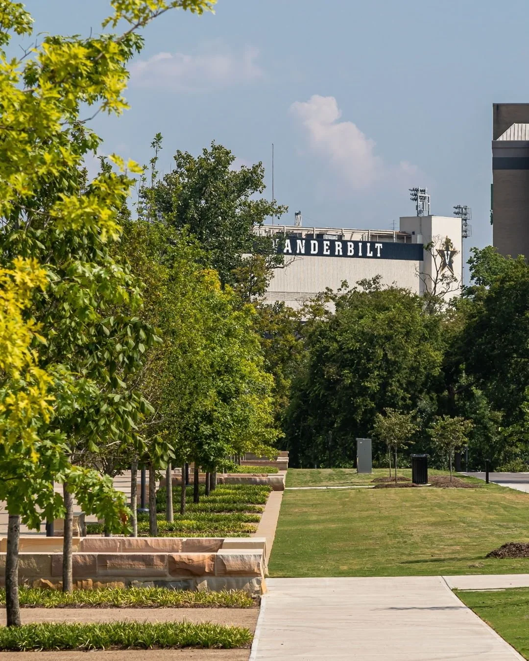Good luck, neighbor! @vanderbiltu ⚓ Heading to the game? Make Centennial Park your first stop to stretch your legs and enjoy the fall colors. 🍁  #anchordown