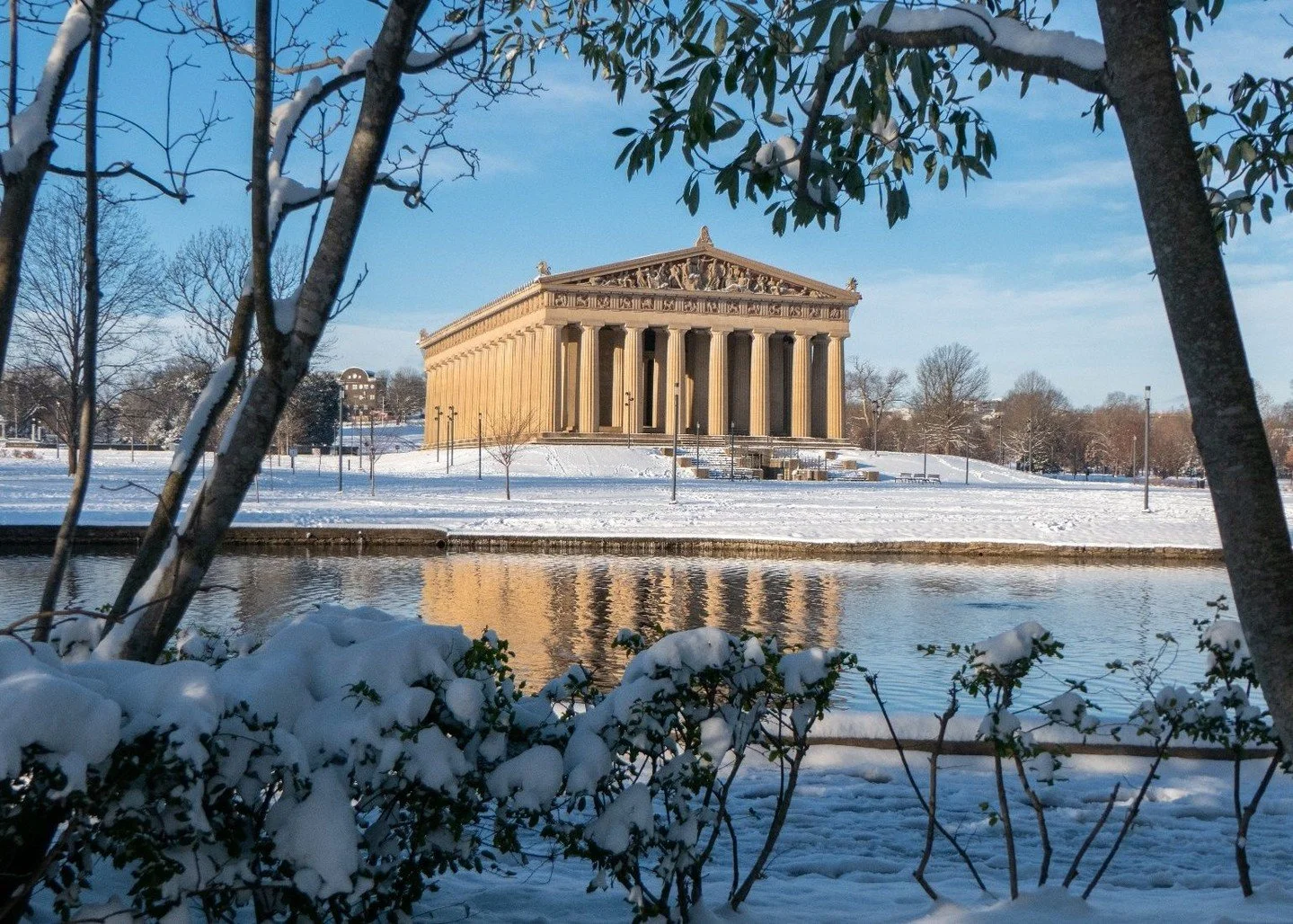 Happy first day of winter everyone! It's not looking like we'll get a white Christmas  this year, but we hope you have happy holidays! ❄️ 

#CentennialPark #WhiteChristmas #HappyHolidays #SupportPublicParks