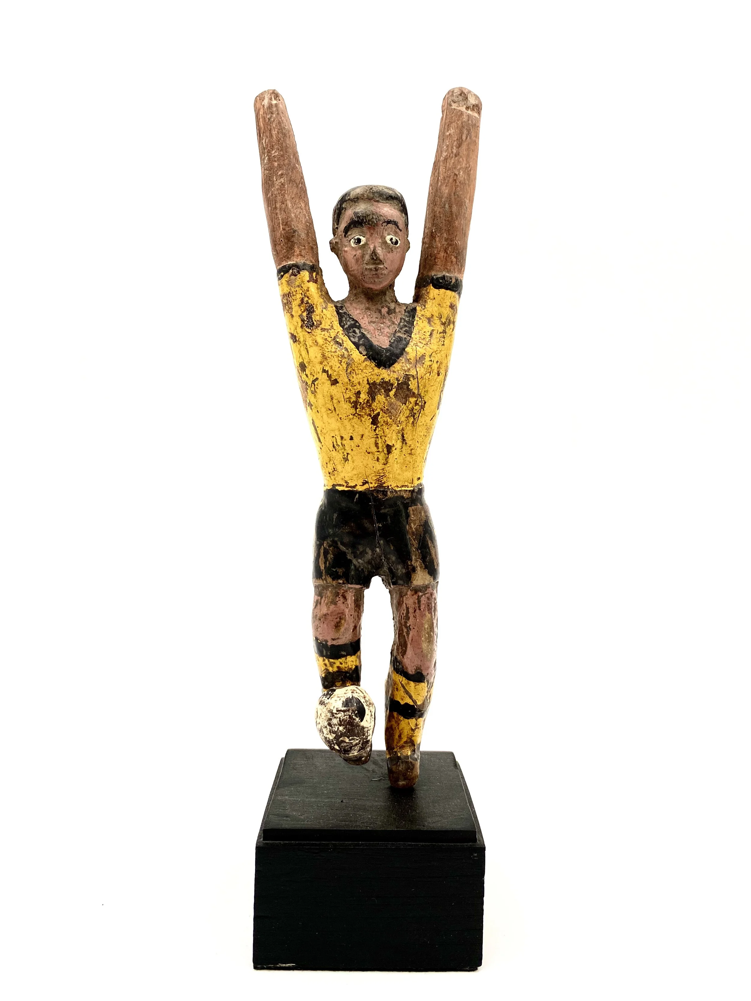 Baoulé slingshot in the shape of 'Asec Mimosa' football player, central Ivory Coast, circa 1970