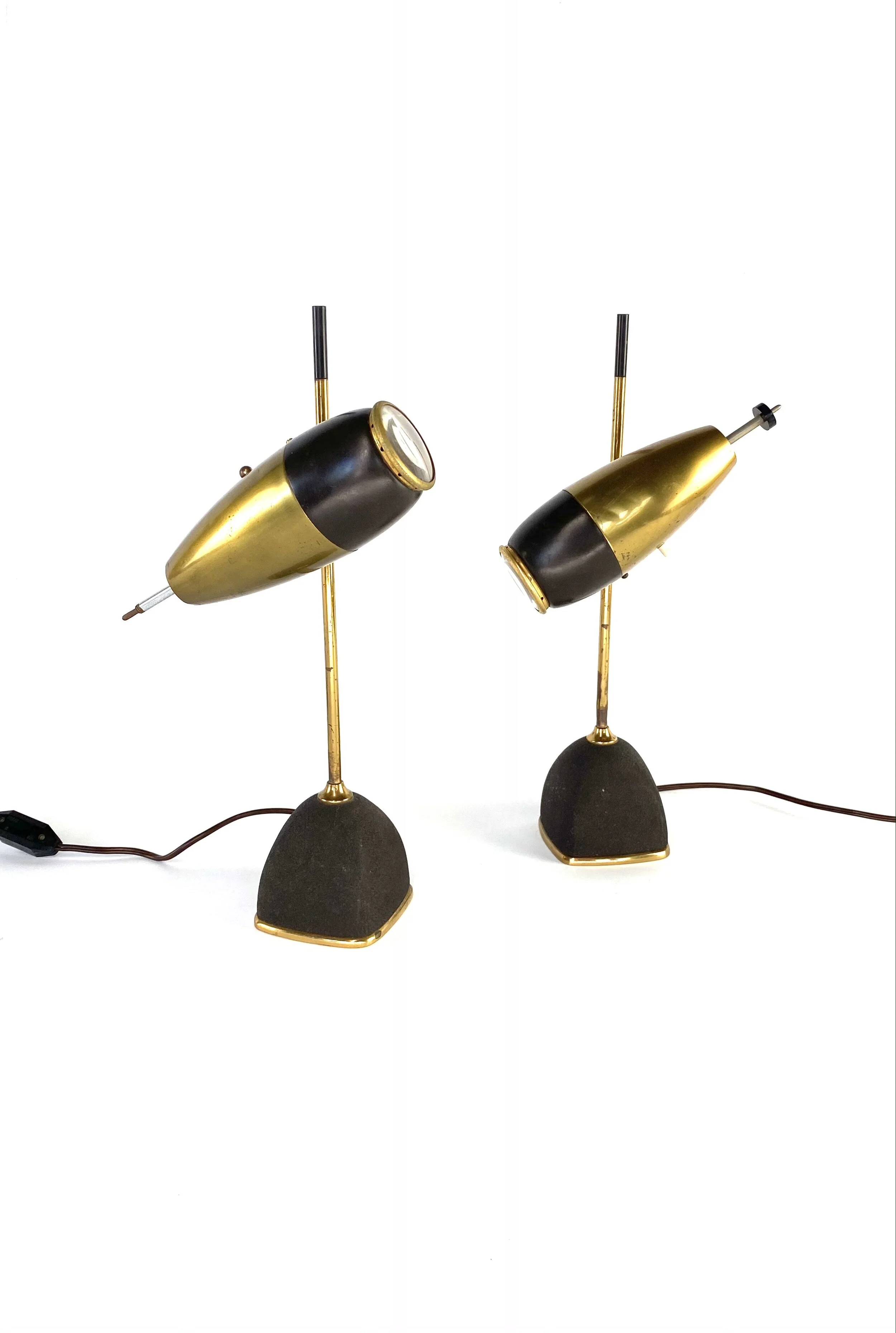 Oscar Torlasco, Rare Pair of mod. 577 table / desk lamp, Lumi Milan, 1960
