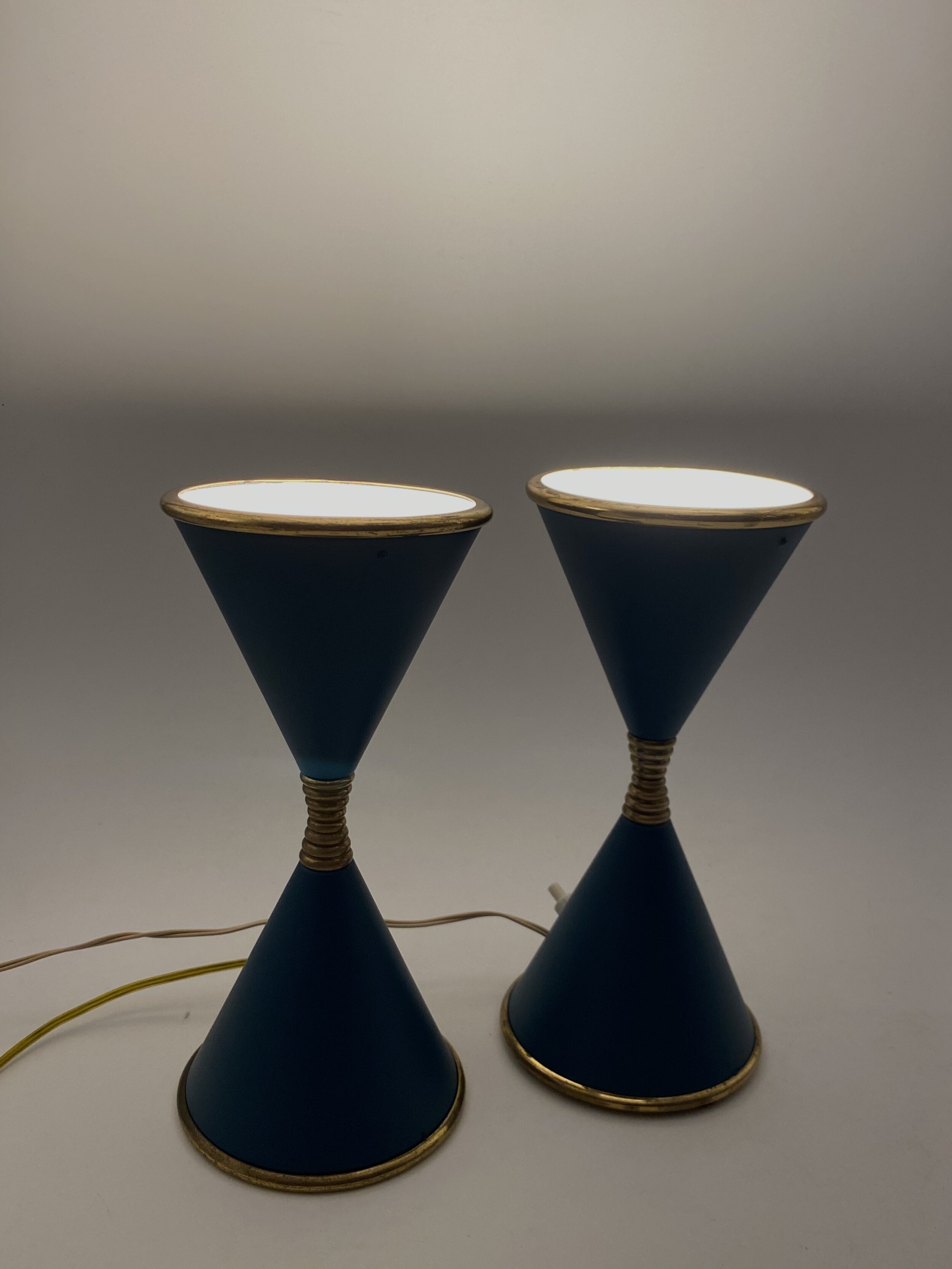 Angelo Lelii, two 'Clessidra' table lamps, Arredoluce, Milan Italy, 1960