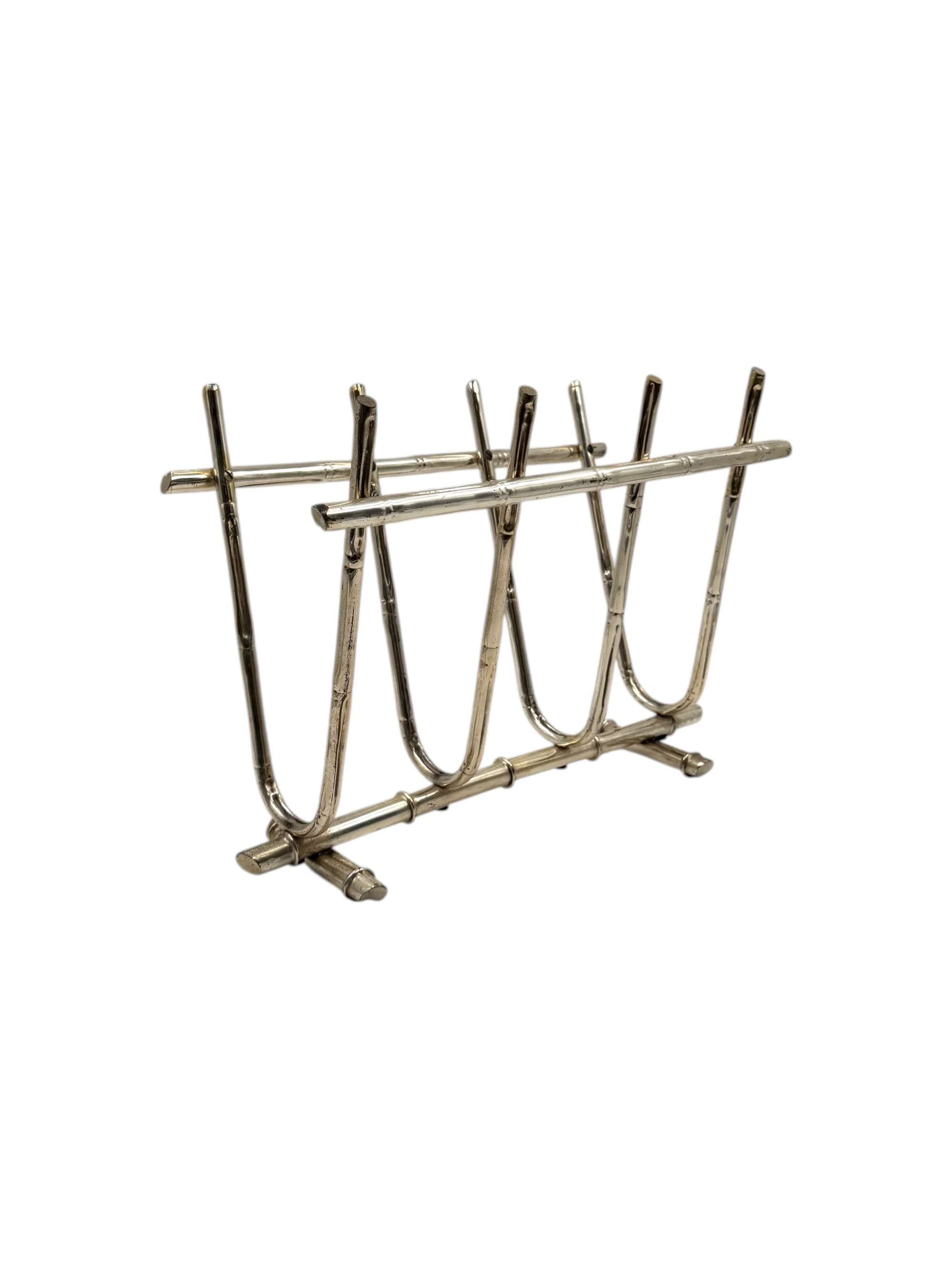 Hollywood regency bamboo shaped brass magazine rack, Italy 1970s