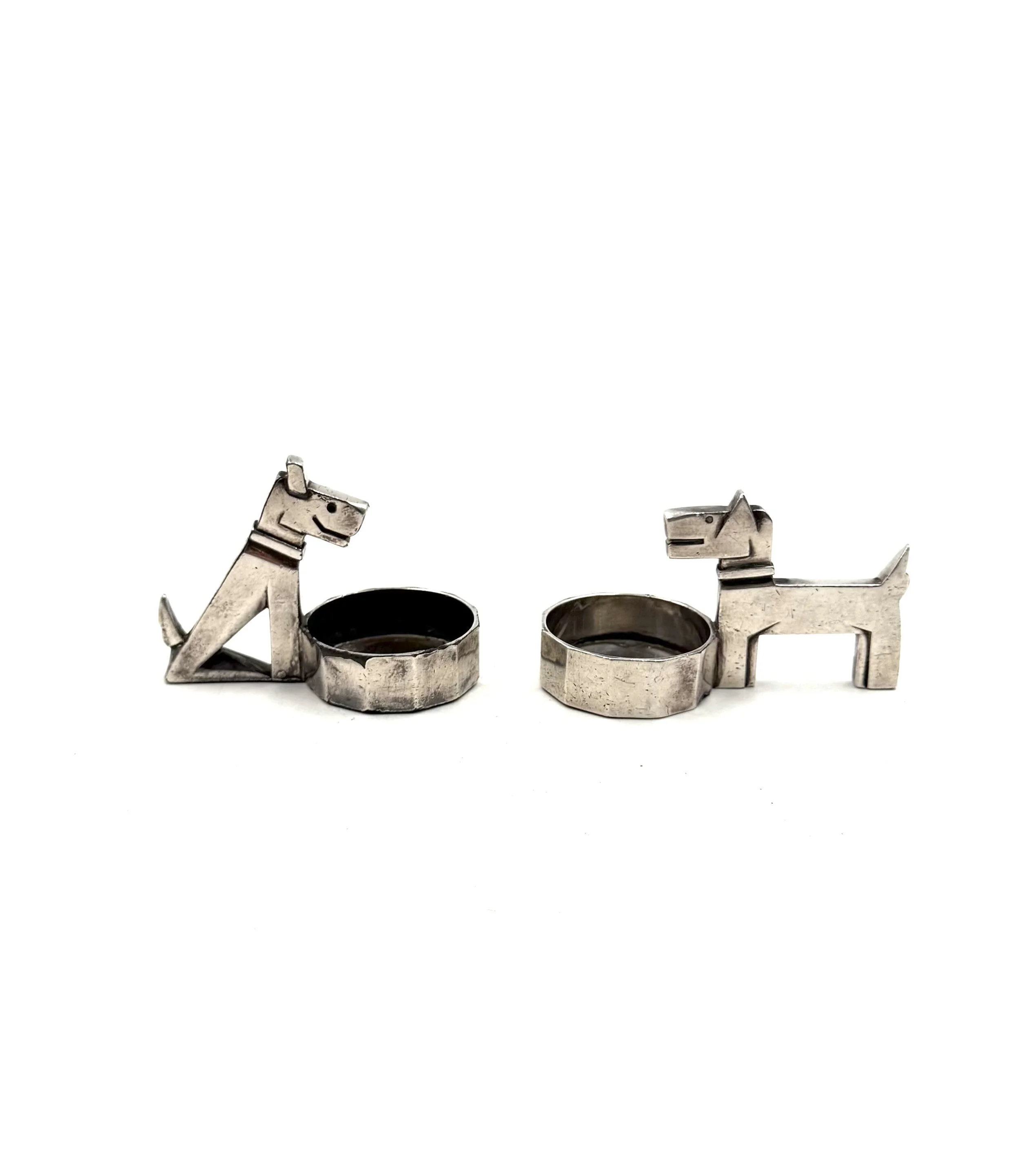 Art Deco silver-plated Ric and Mac dog salt and pepper shakers by Edouard Marcel Sandoz for Gallia Christofle, France circa 1930s, showing the iconic cubist-style terriers.