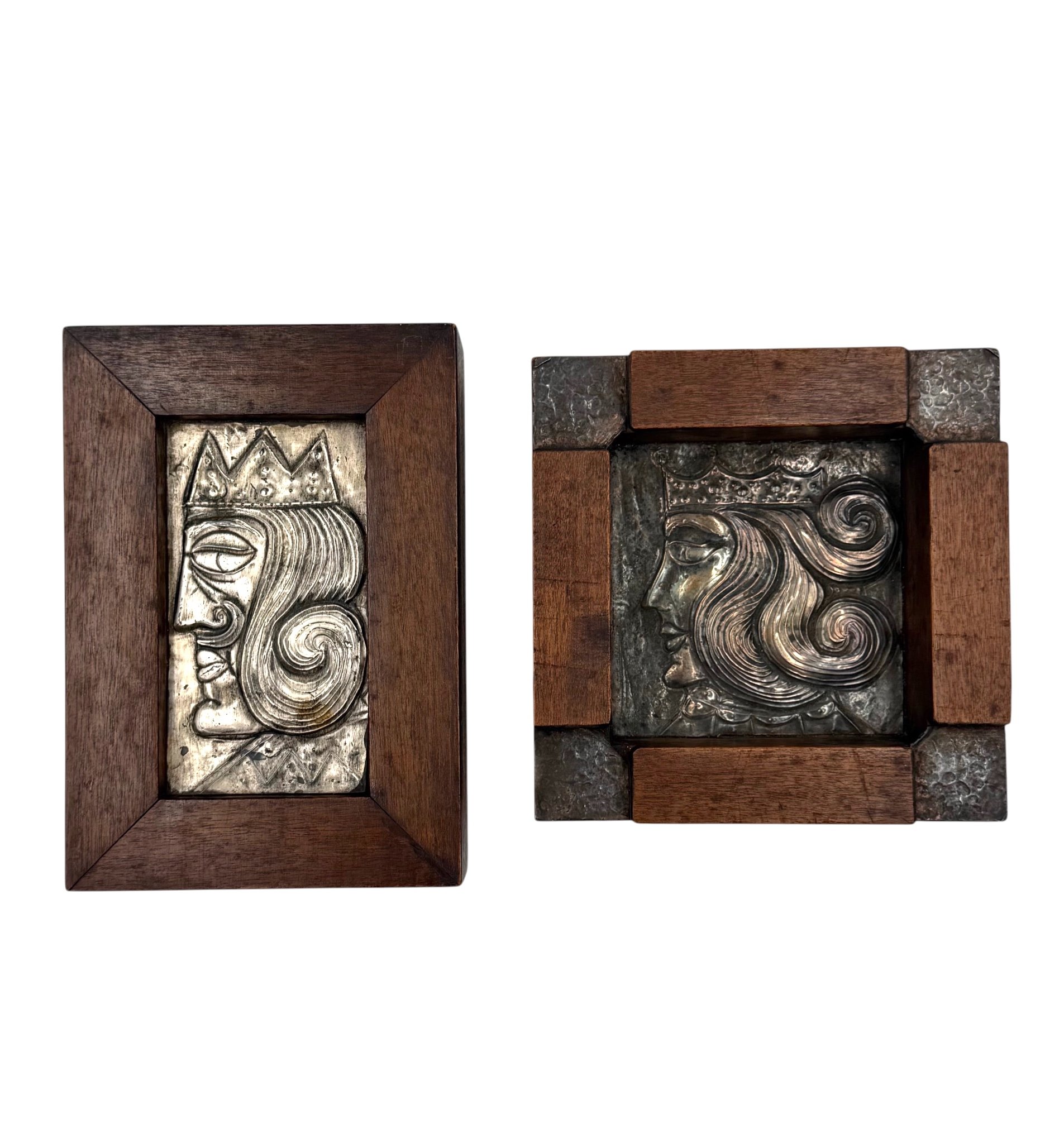 Vintage 1950s Italian mid-century smoking set featuring a handcrafted ceramic ashtray and matching cigar box on a wooden table.