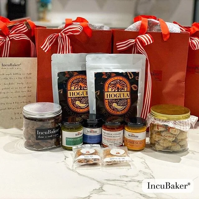 Last week, we packed 200 sachets of popcorn for IncuBaker&rsquo;s care package for the frontliners. If you would like to gift or sponsor pops for anyone (be it frontliners, friends, support staff etc), please feel free to contact us and we will work 