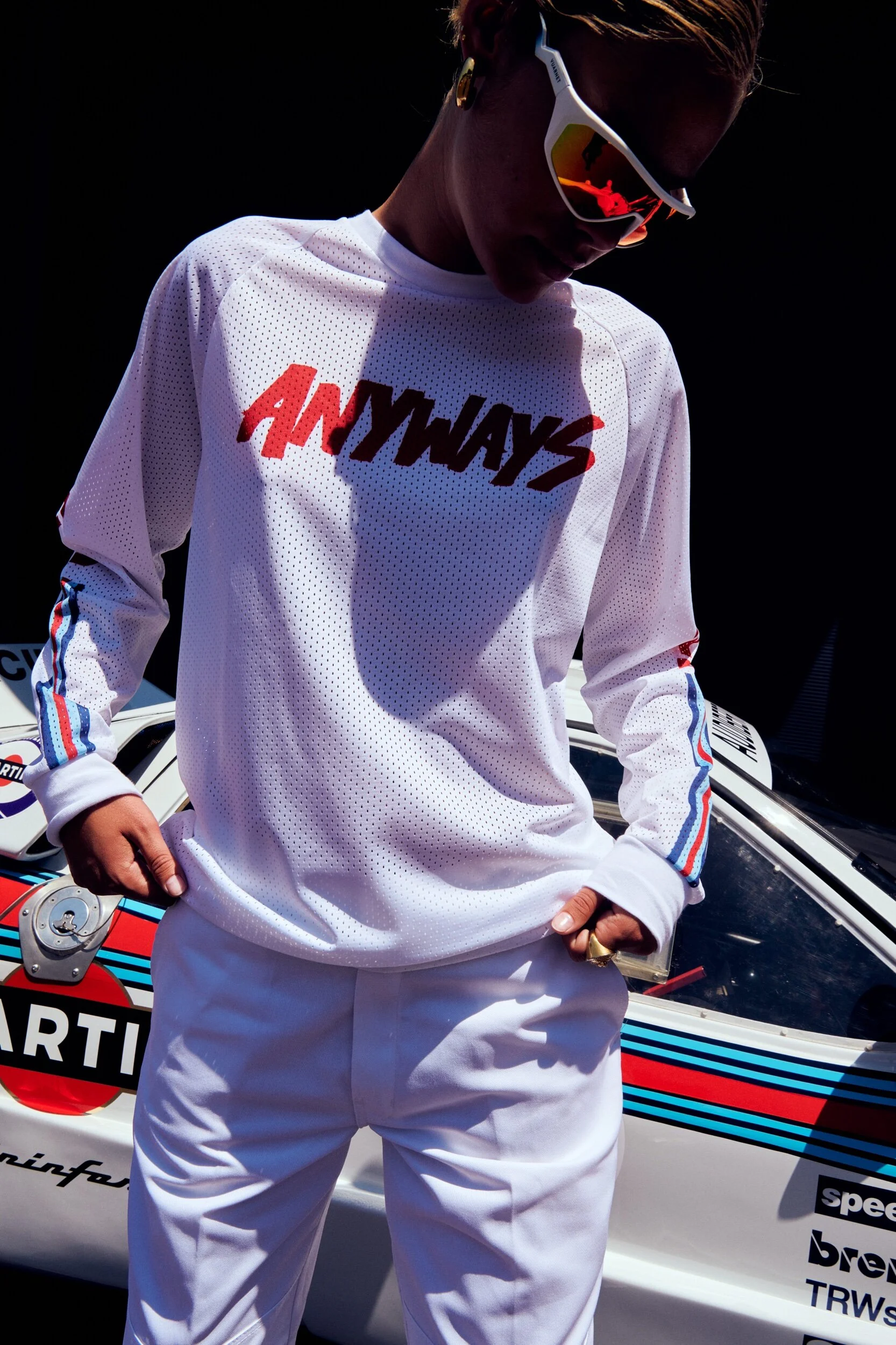 9ABAF2F6-0215-4032-B68A-FFA9C884021C