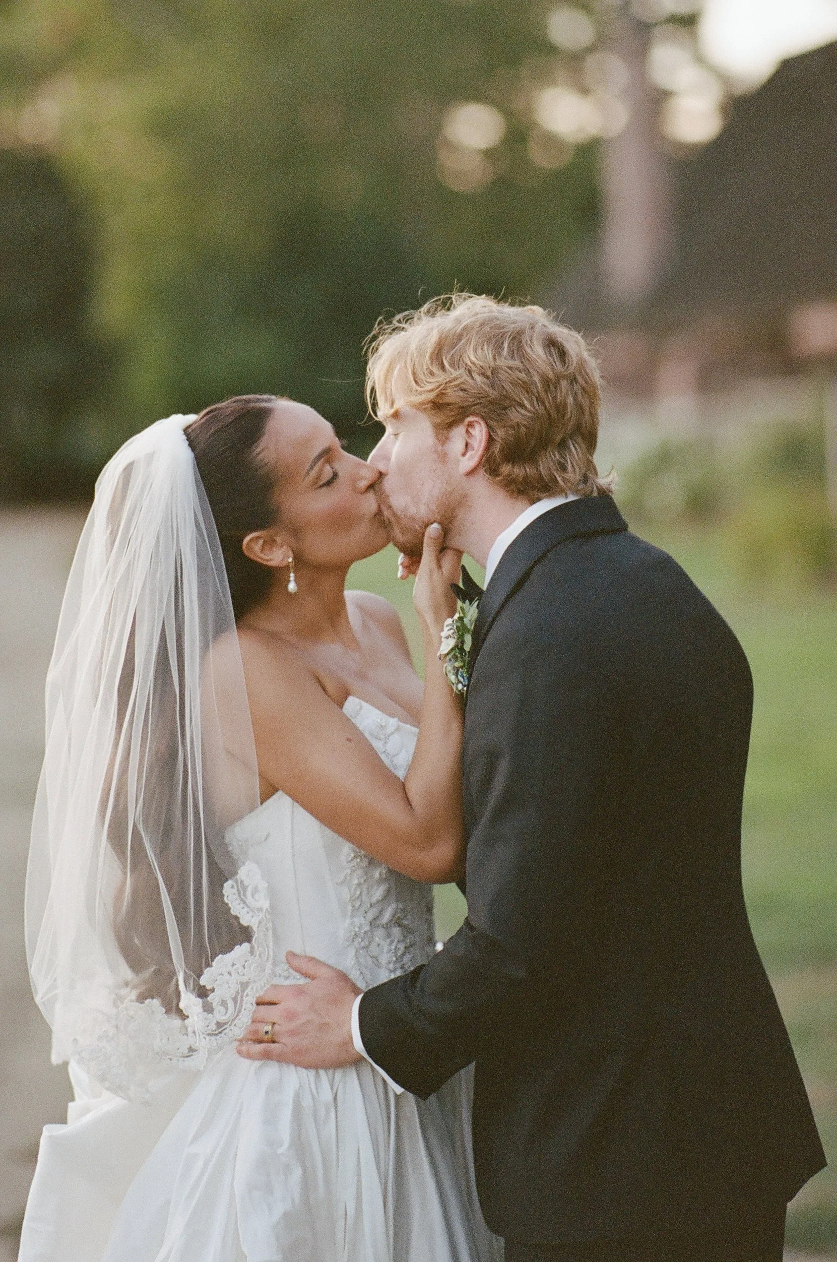 825369_0011sarah-jay-wedding-photography-film.jpg