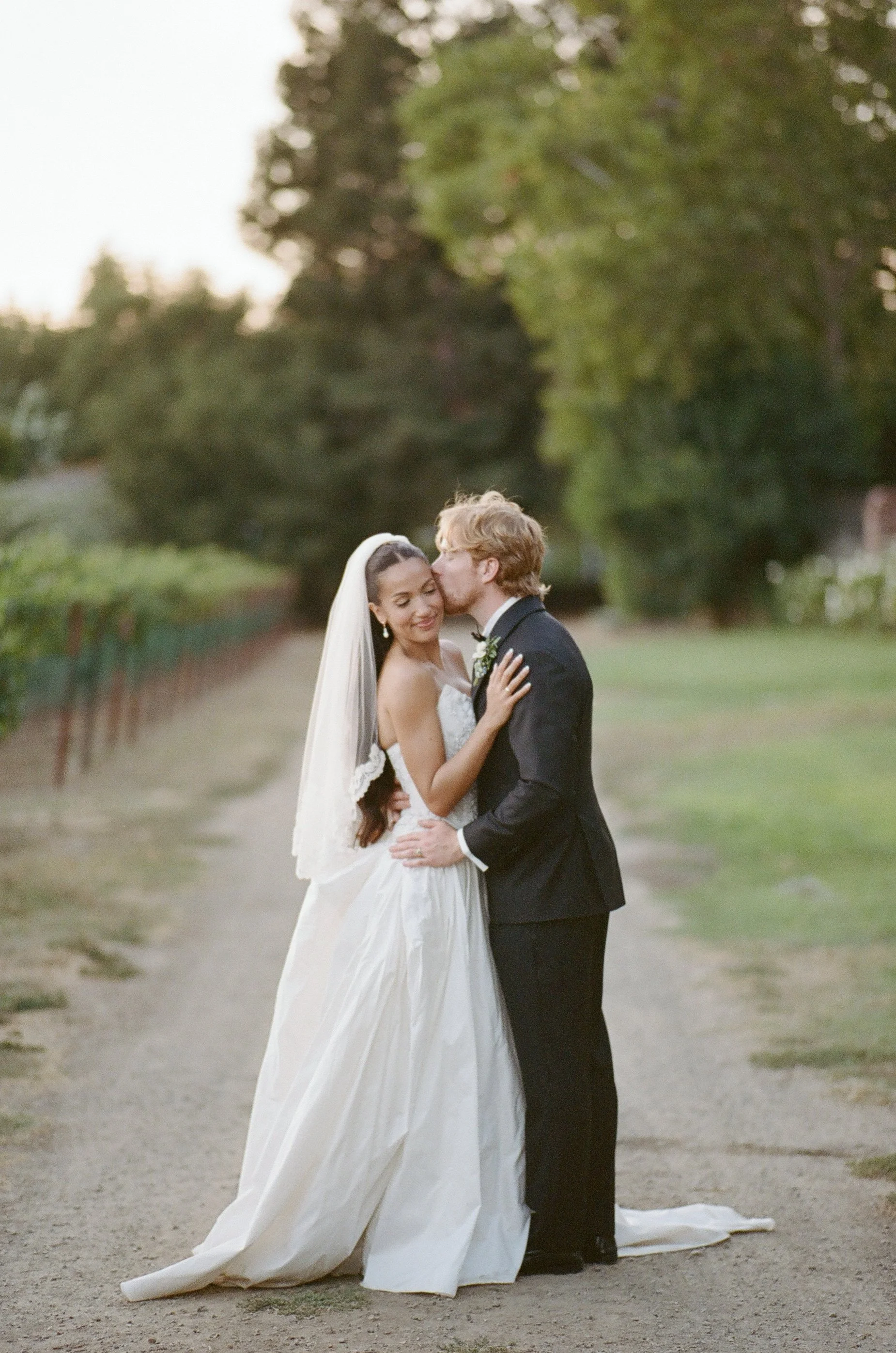825369_0014sarah-jay-wedding-photography-film.jpg
