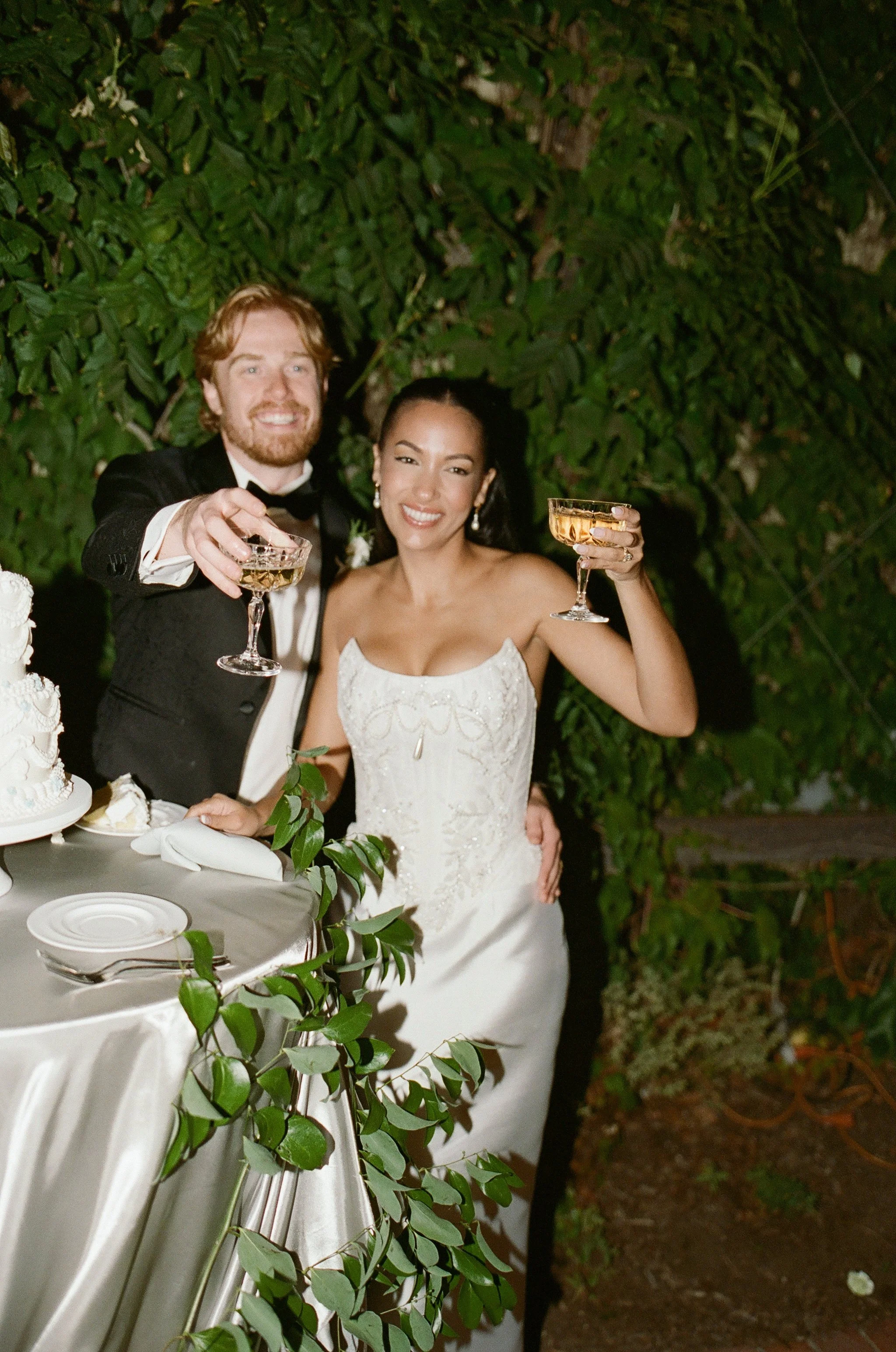 825369_0025sarah-jay-wedding-photography-film.jpg