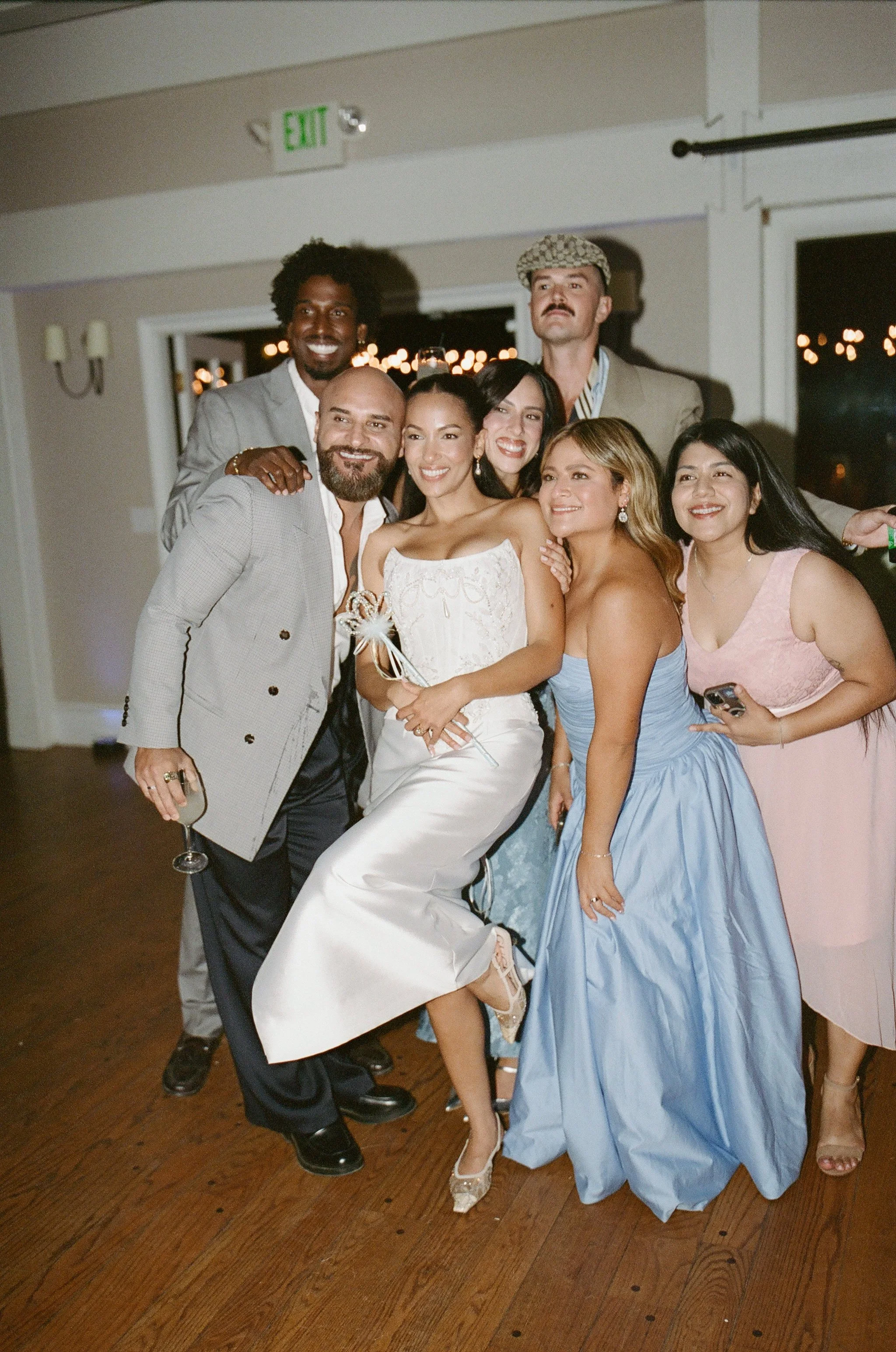 825369_0030sarah-jay-wedding-photography-film.jpg