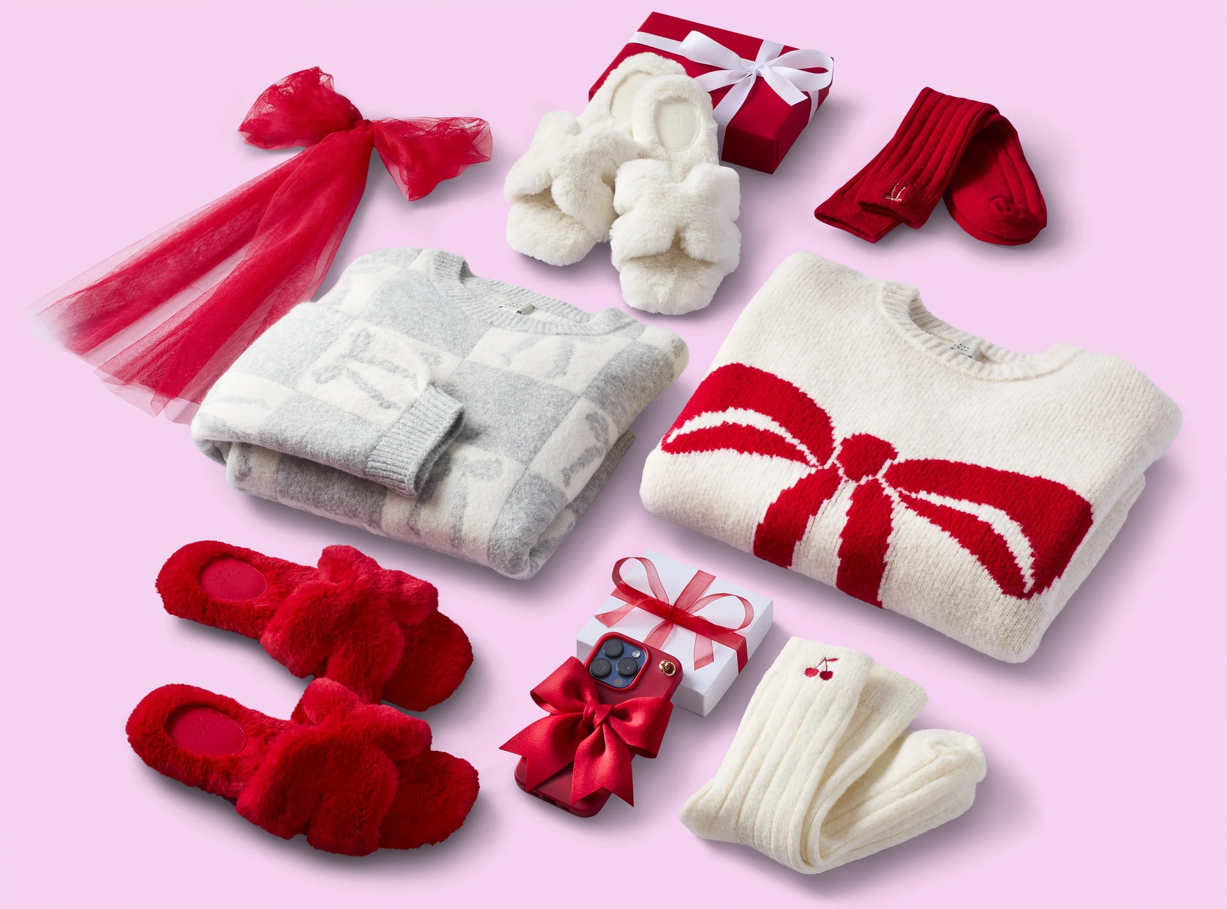 C-002426-01-051_NovWk1_A&A_Womans-Style-Gifts_Alt-Recovered copy.jpg