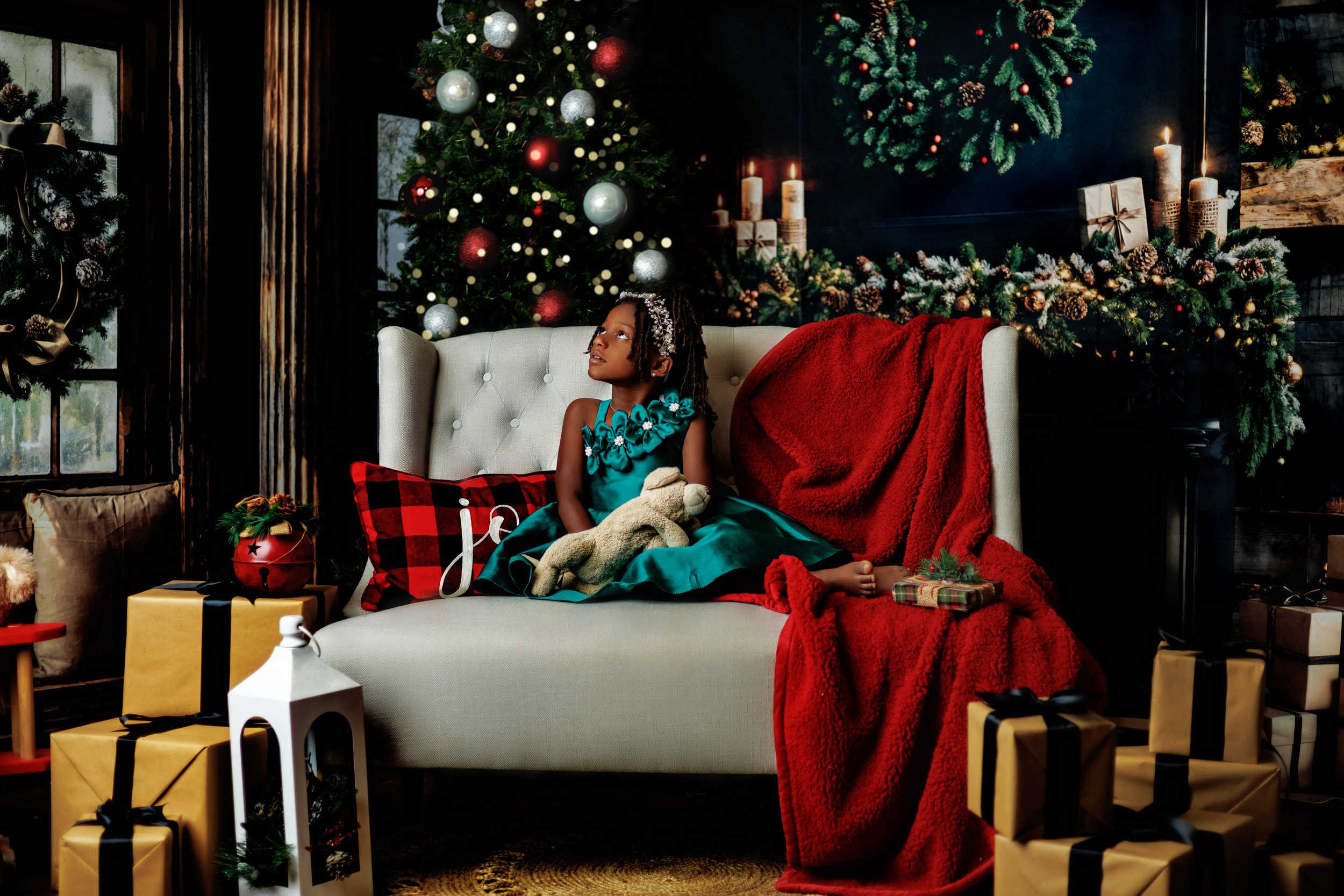 Studio Christmas mini sessions at Jackie Larkin Photography in Picayune, Mississippi. Serving all of South Mississippi and Southeast Louisiana.