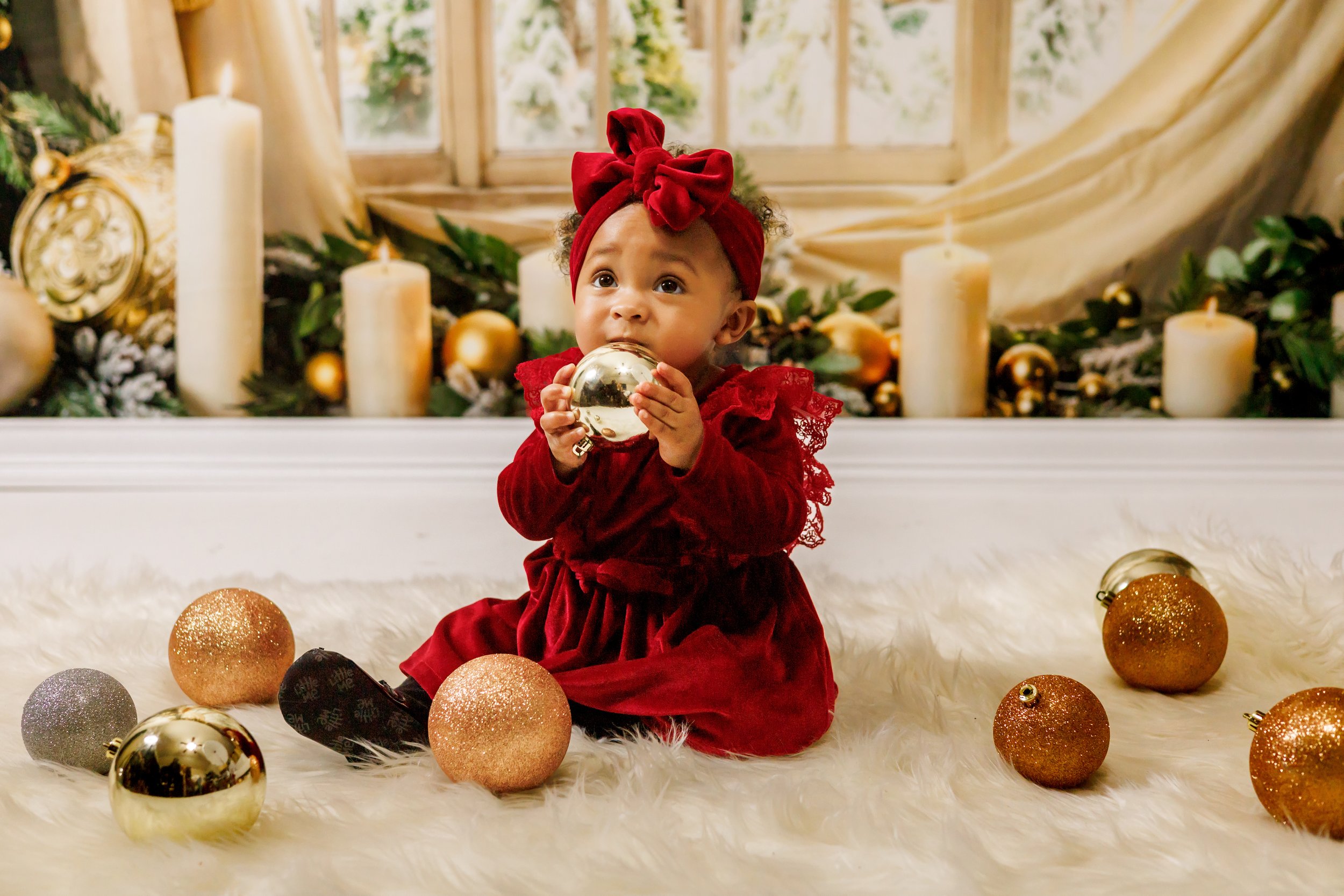Studio Christmas mini sessions at Jackie Larkin Photography in Picayune, Mississippi. Serving all of South Mississippi and Southeast Louisiana.