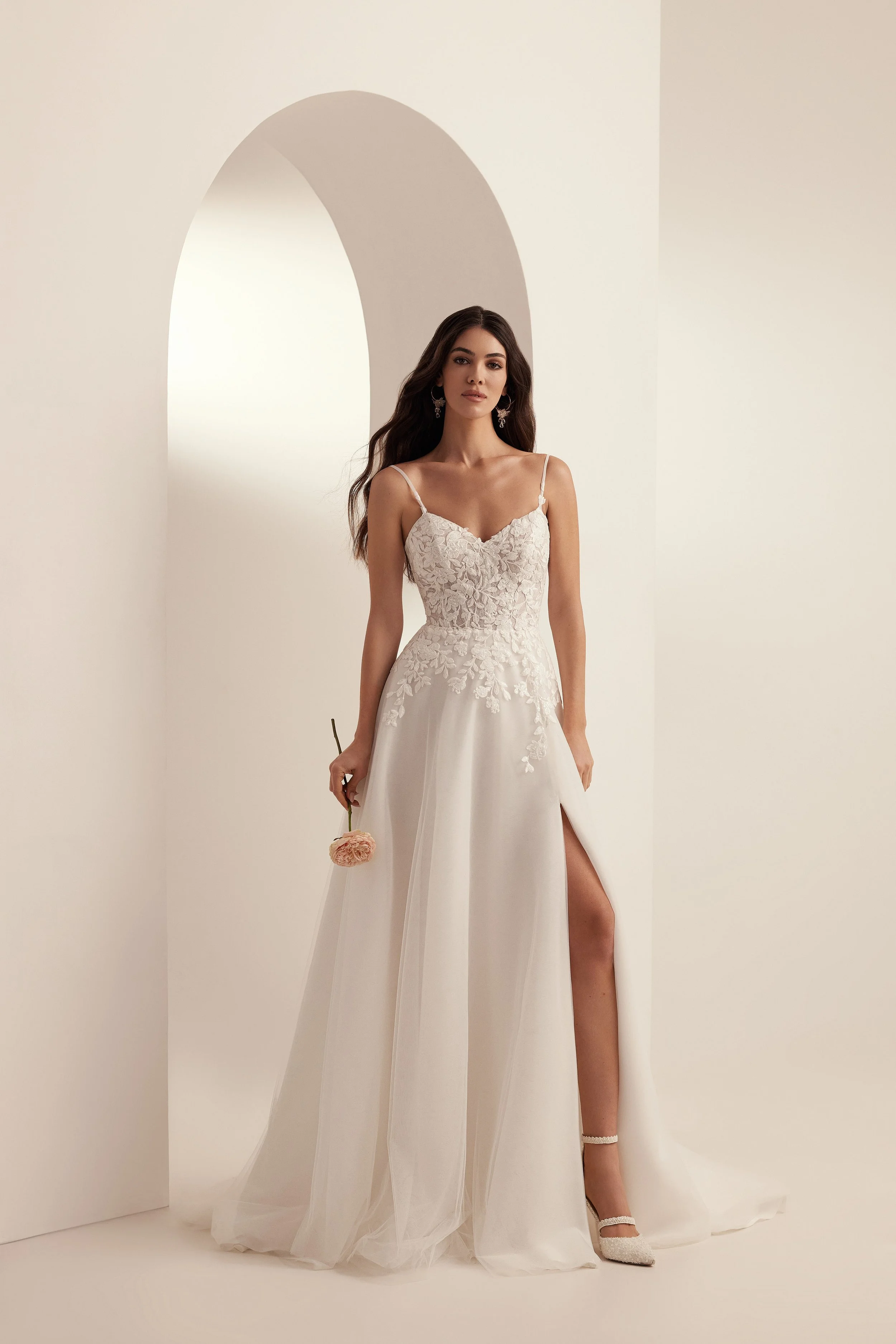 Wedding Gowns and Bridal dresses in Kitchener — VONA BRIDE