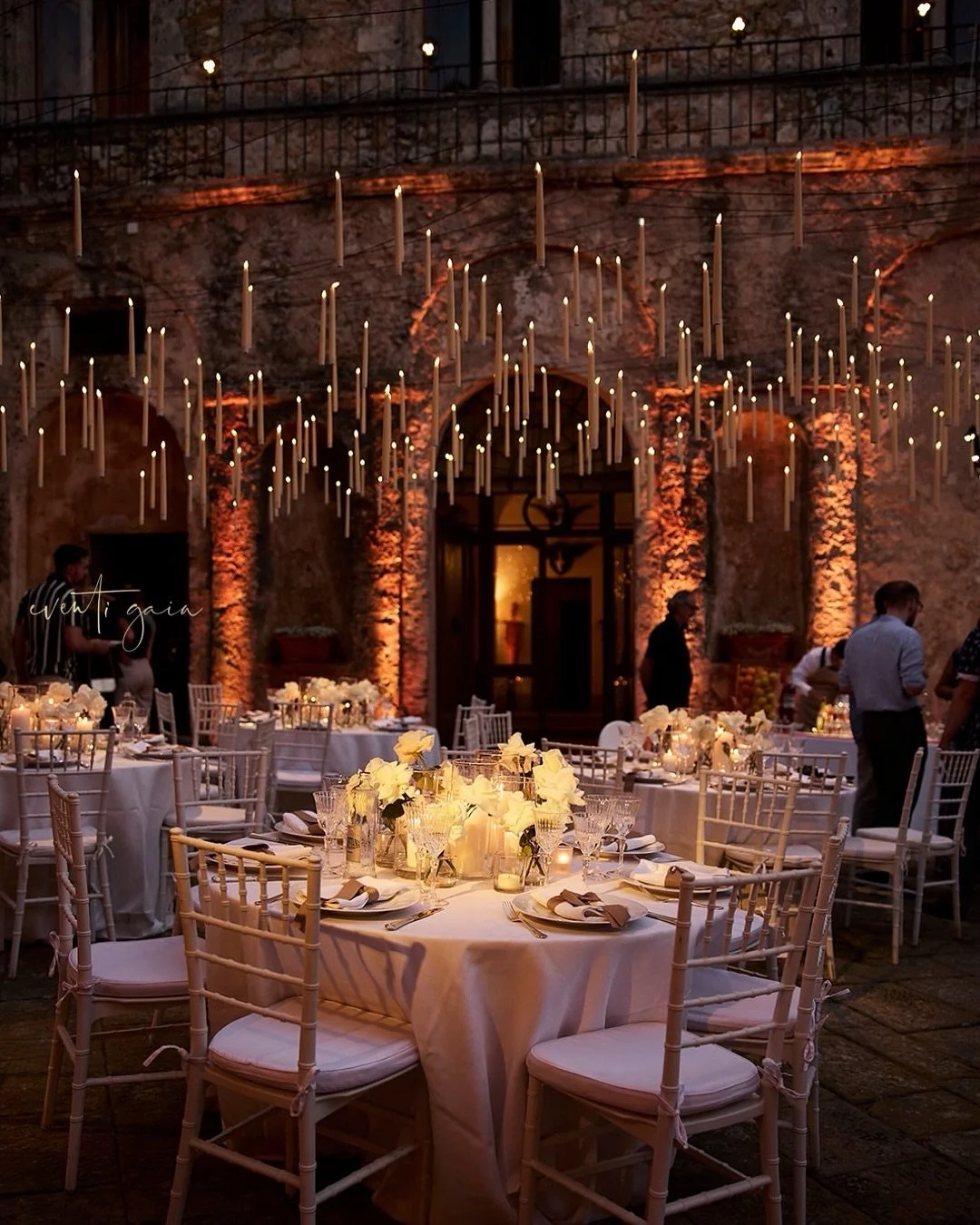 Candlelight, laughter, and the aroma of fresh pasta &mdash; an Italian evening to remember. ✨🍷

#PastaParty #ItalianElegance #EventDesign #LaDolceVita #eventigaia #destinationwedding #weddinginitaly #tuscanwedding