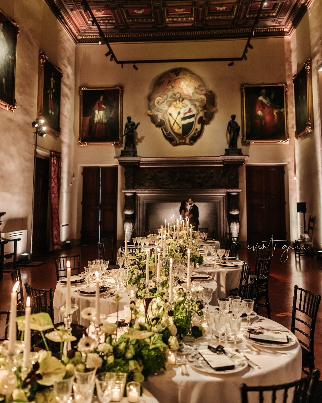 A Renaissance Reverie in Florence.
An evening where history and modern elegance intertwined beneath frescoed ceilings and candlelit tablescapes. Crystal, florals, and artistry met in perfect harmony &mdash; each detail curated to echo the palazzo&rsq