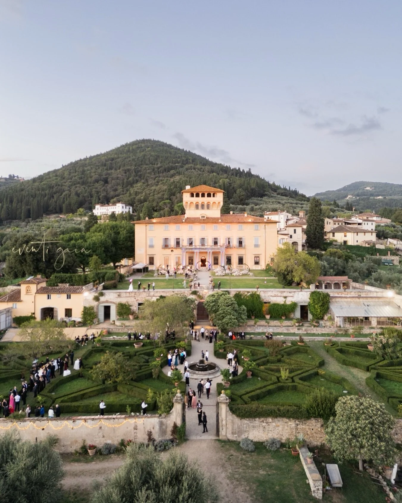 When the venue looks like a painting and the love feels even bigger &mdash; Tuscany delivered. 🥰

A destination wedding done right: timeless design, warm countryside air, and guests who didn&rsquo;t want the night to end

#eventigaia #tuscanwedding 