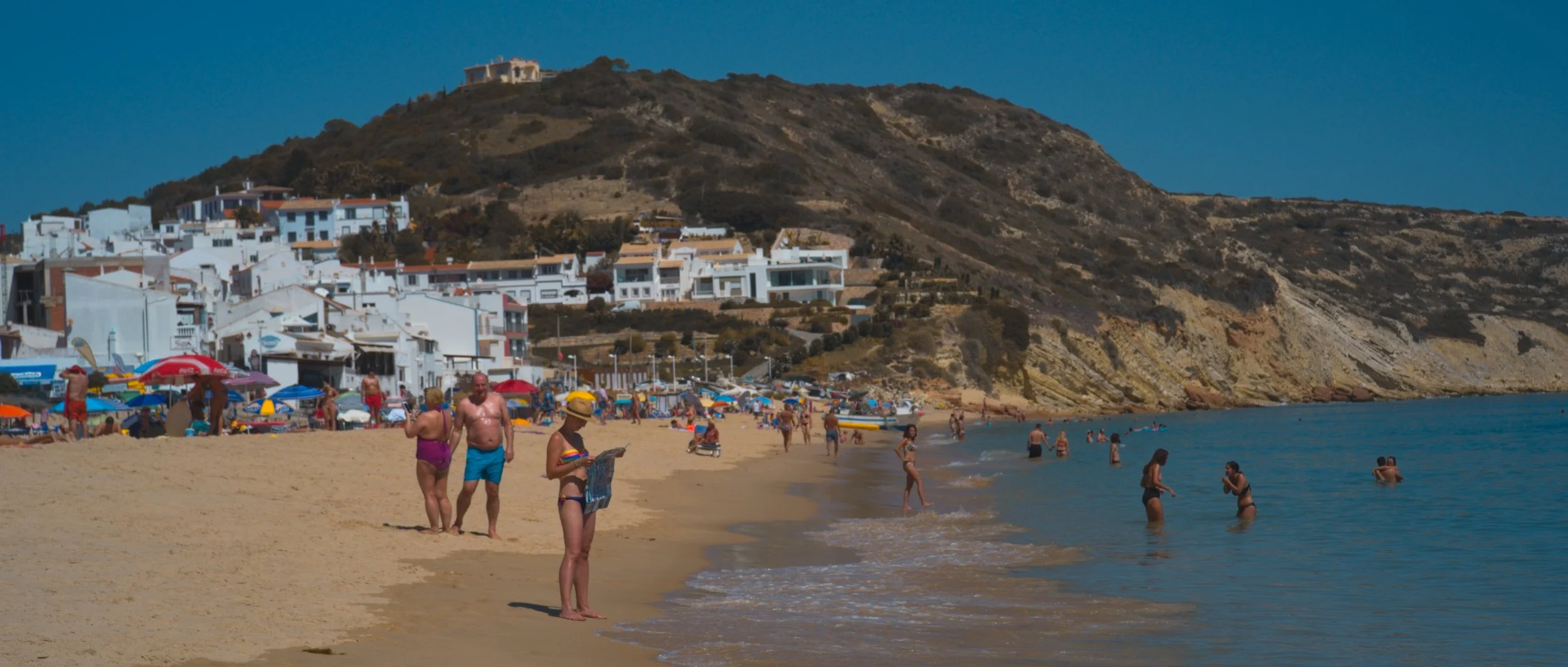 reading by the shore 1.jpg