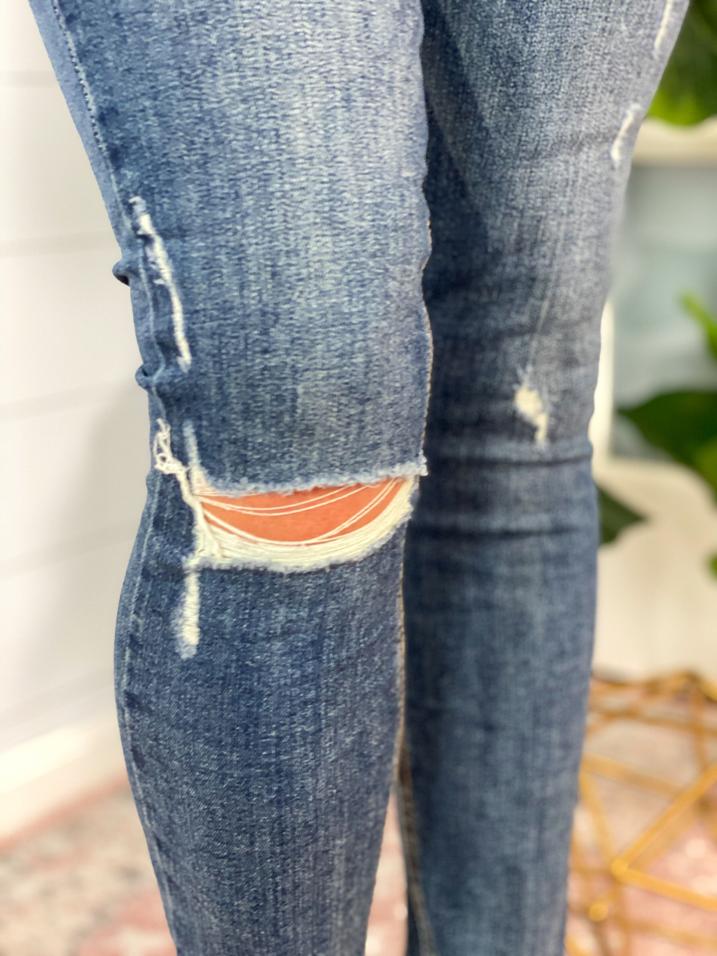 Jude Distressed Mid-Rise Ankle Skinny — Jo + James