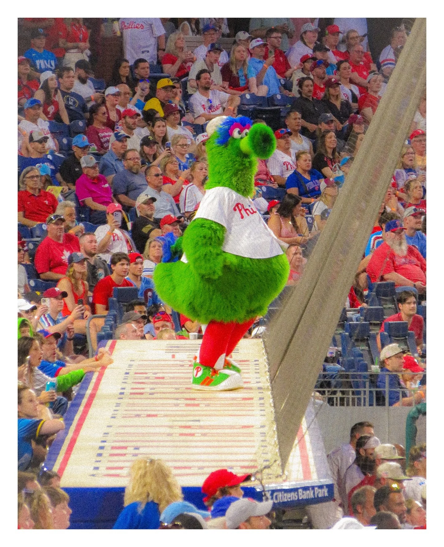 PHILLY 5/17/25 | Phillies game courtesy of The Engineer. RIP to the P00P scorebug
#canon #canonsx710hs #phillies #philly #citizensbankpark #philadelphia #phanatic #pirates