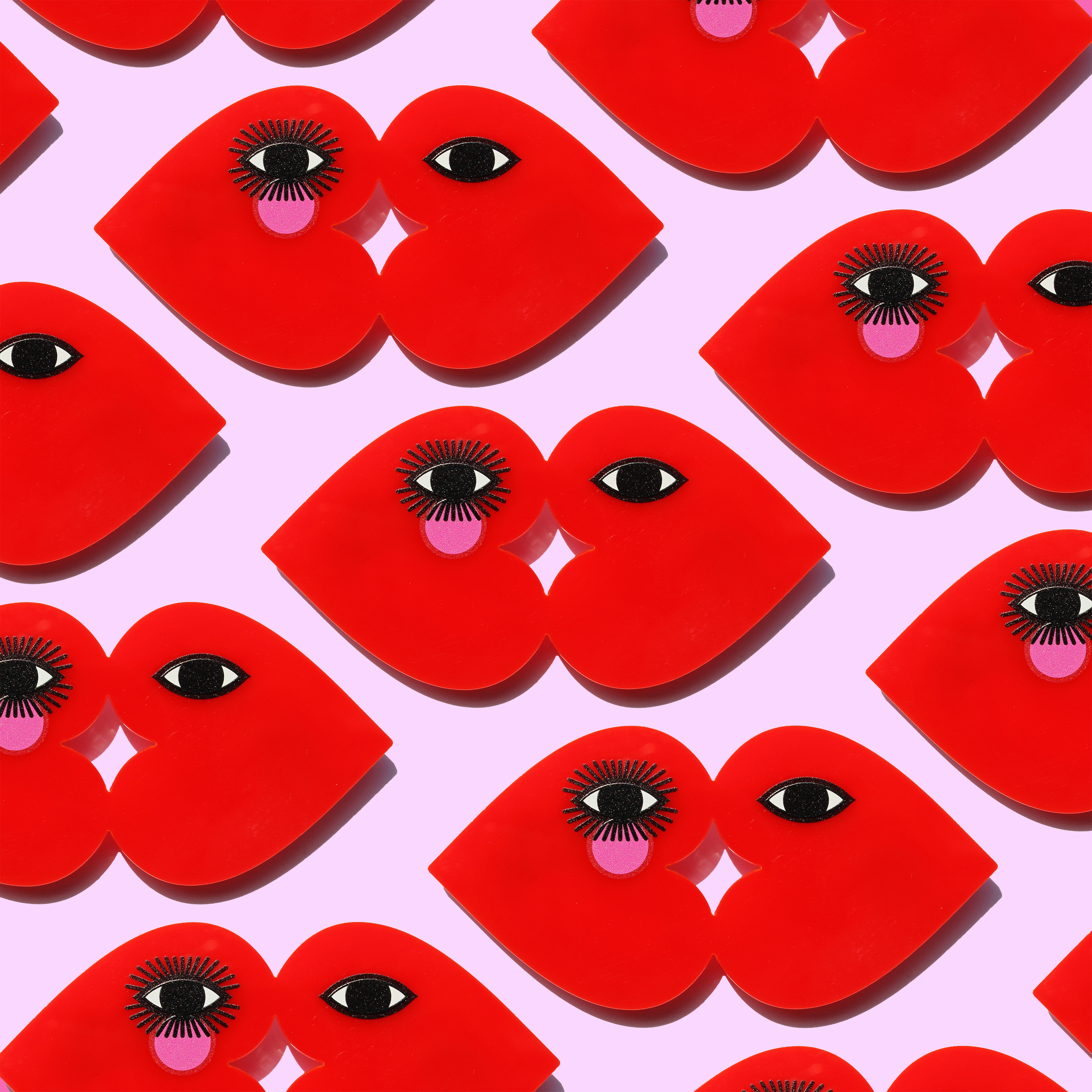 El Beso Pattern Repeat by Iris De La Torre.png