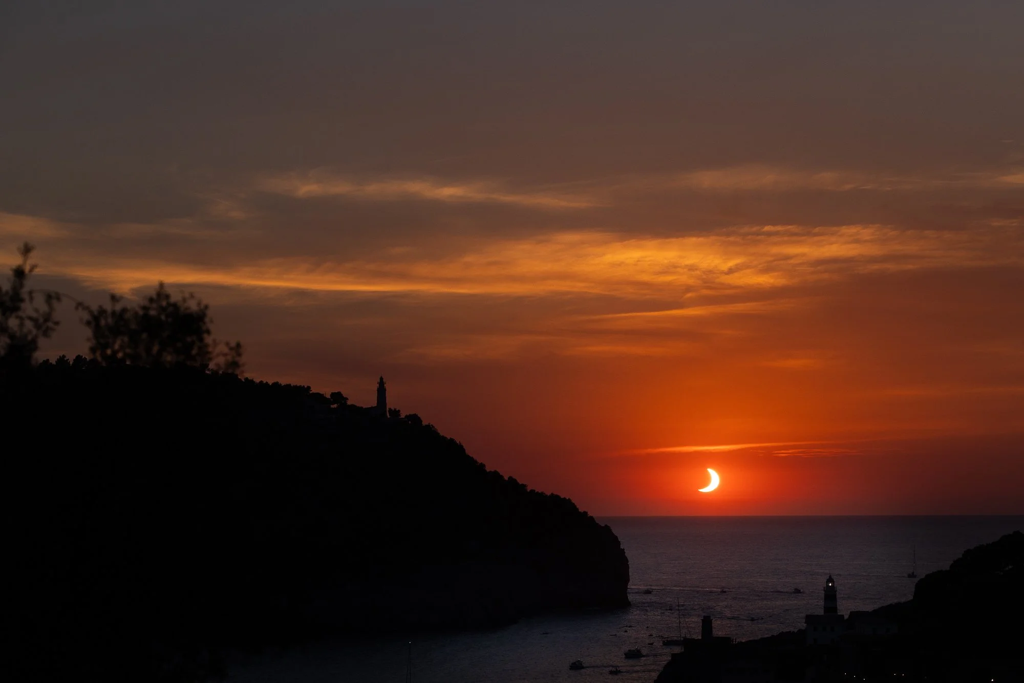 Solar eclipse in Port de Soller, Mallorca.