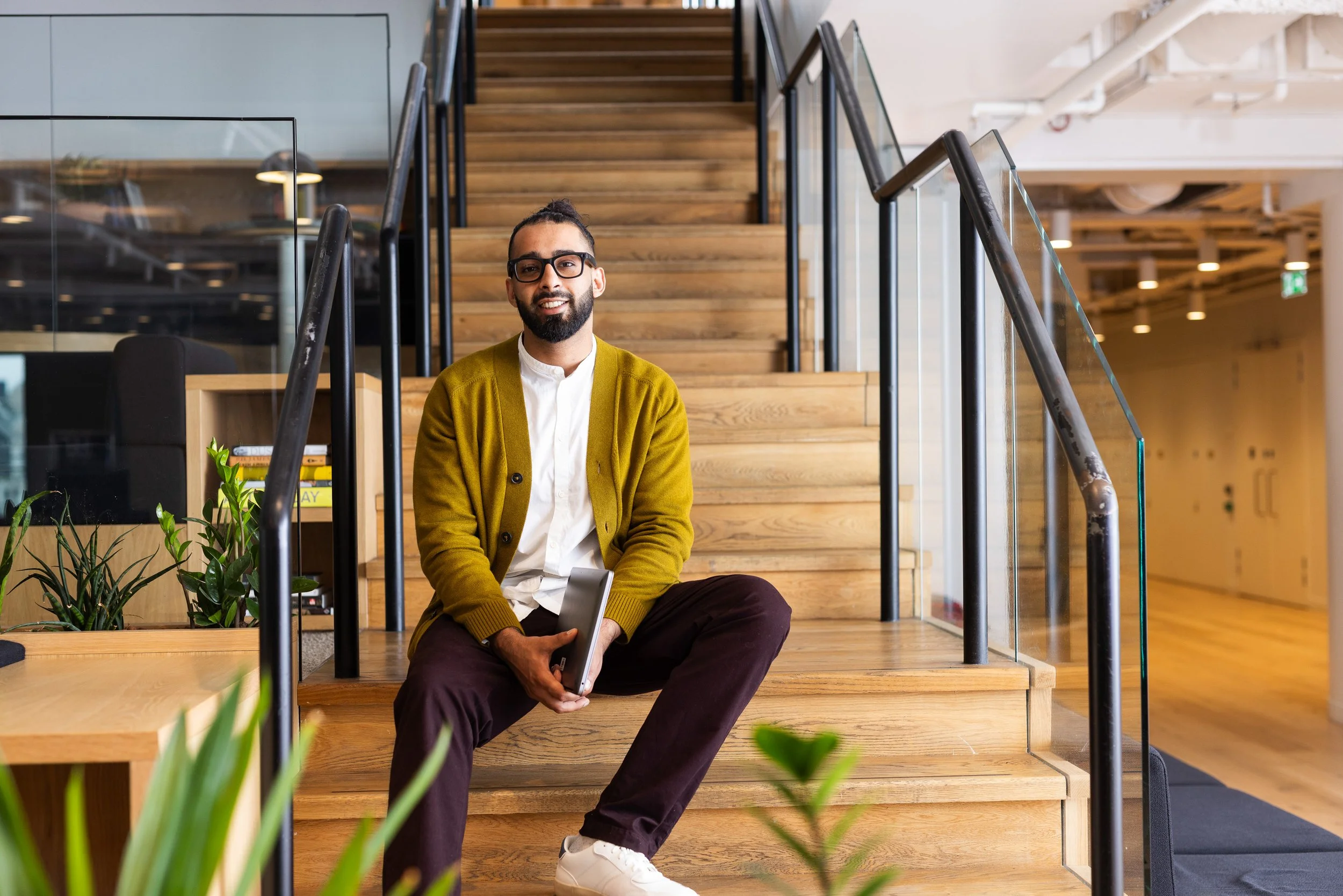 TECH_EMPLOYEE_UKG-012.jpg