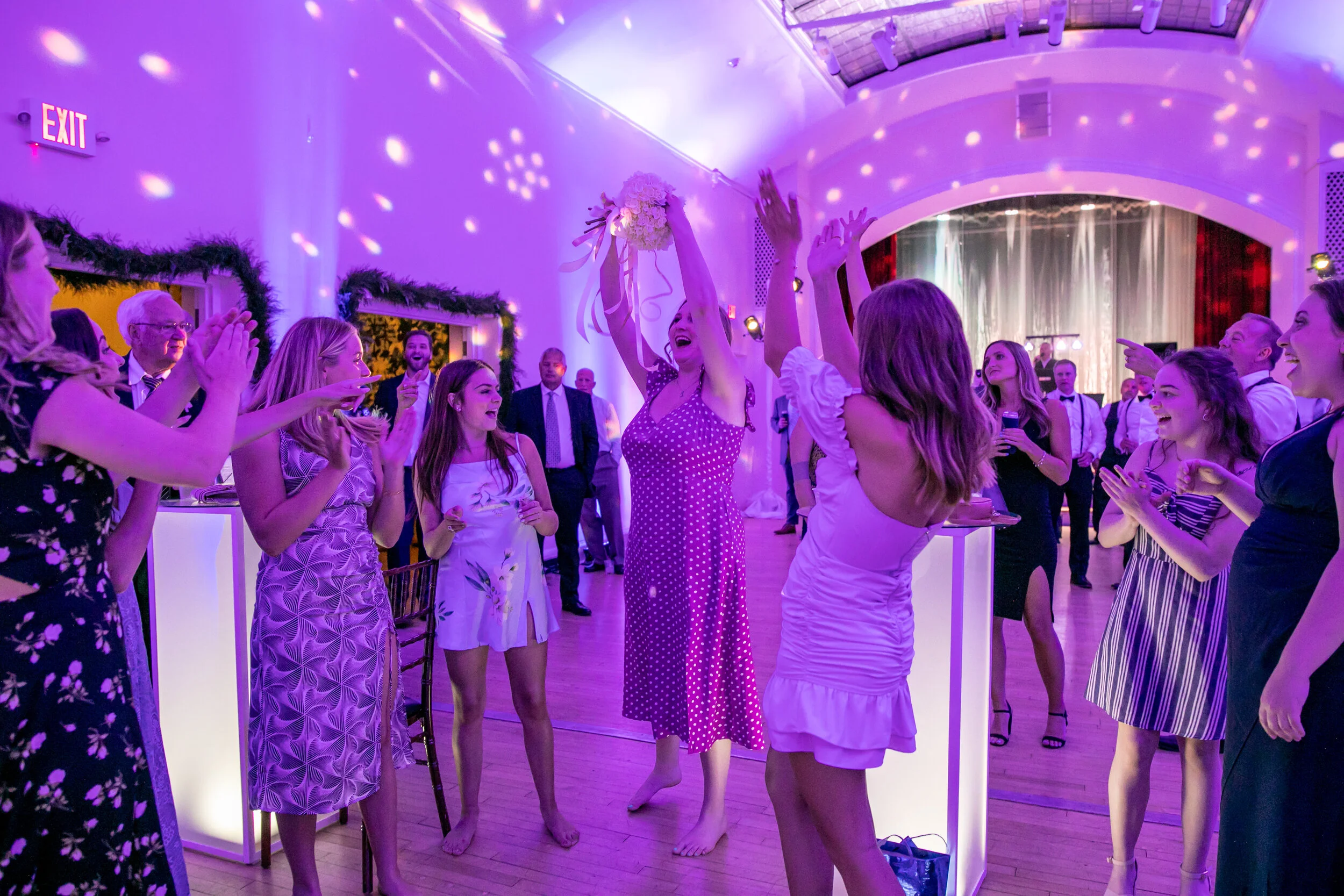 BOUQUET TOSS_15.jpg