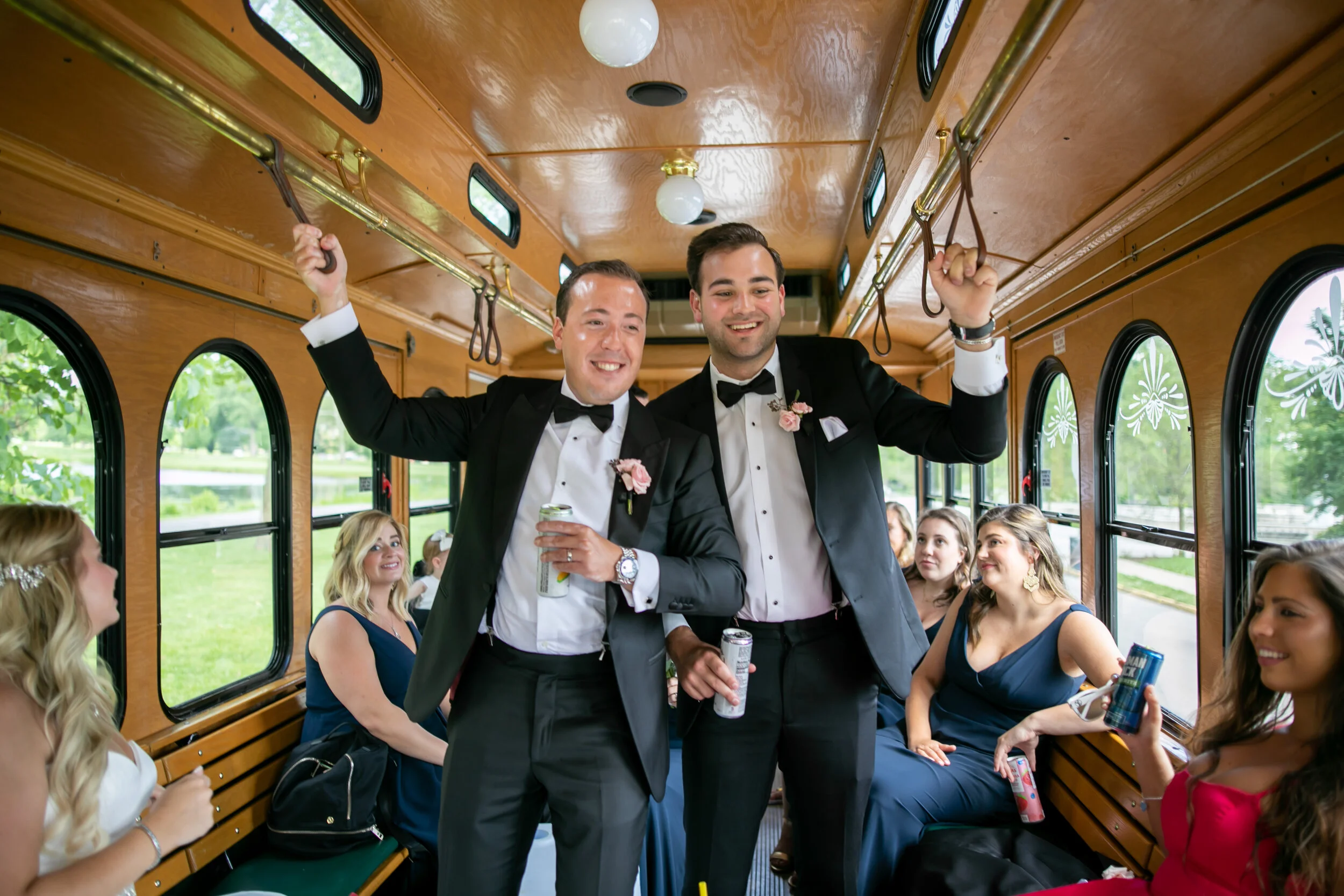TROLLEY RIDE TO RECEPTION_14.jpg