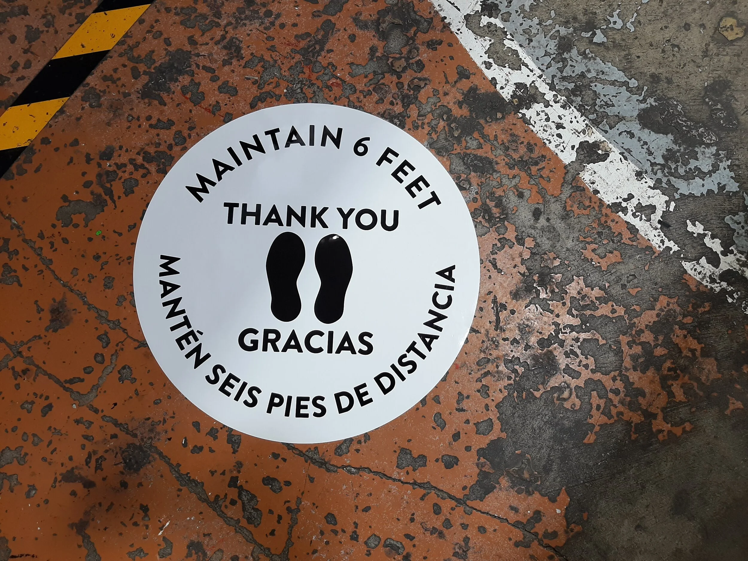 Floor_Sticker_Social_Distance_6feet.jpg