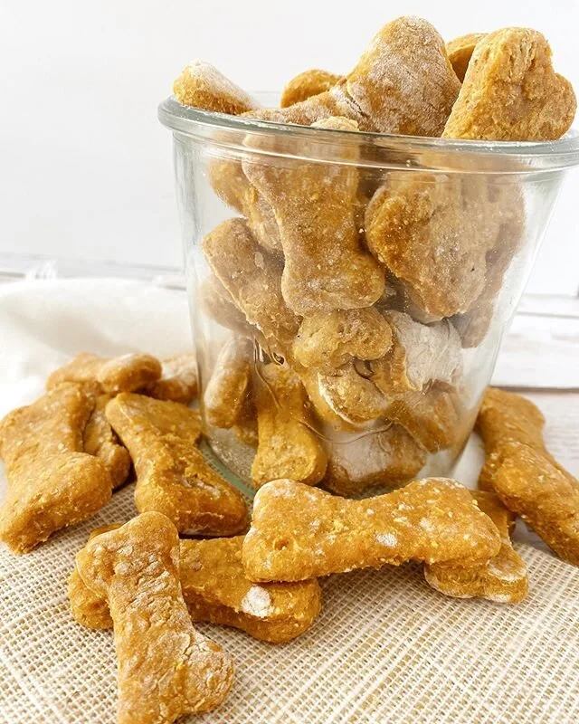 As often as I make treats for me and Hunter, I like to take time to get some goodies for Lars and Hazel out of the oven. Their recent favorite are these cinnamon pumpkin treats. 
Ingredients:
- 1/2 can pumpkin puree
- 2 cup flour
- 1 tbsp cinnamon
- 