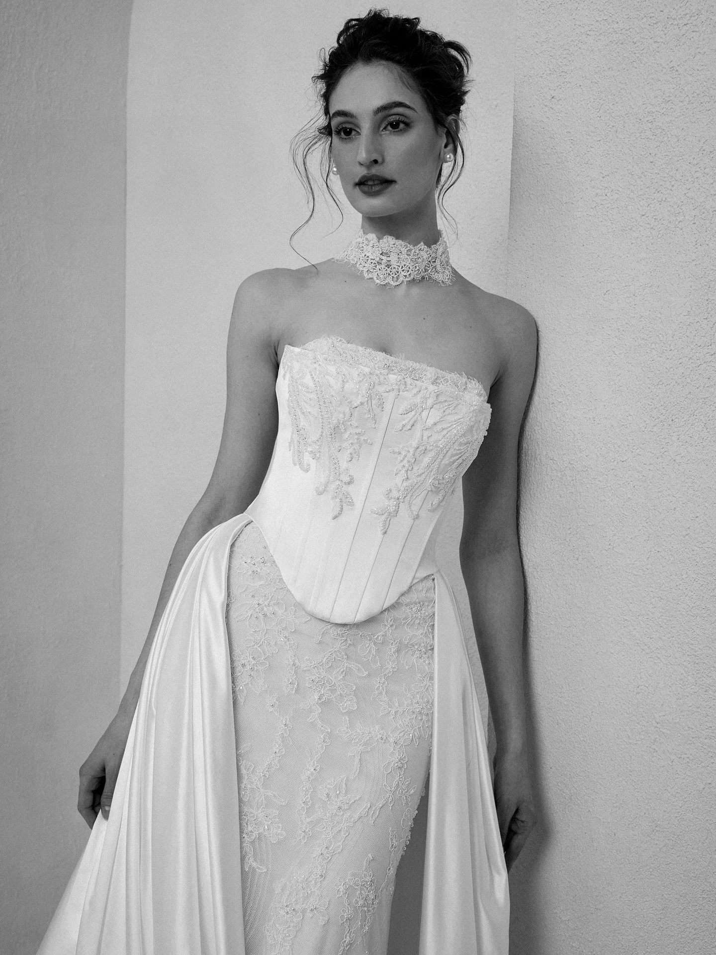 Two looks, one vibe shift.
This overskirt moment gives full ceremony drama, then slips into a sculpted corset look that’s pure main character energy. For the bride who wants options—and knows she’s the moment.
#ChantillyLaceBridal