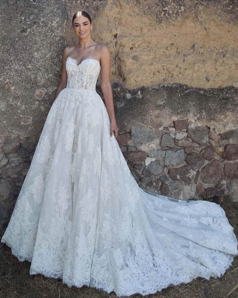 Wedding gown