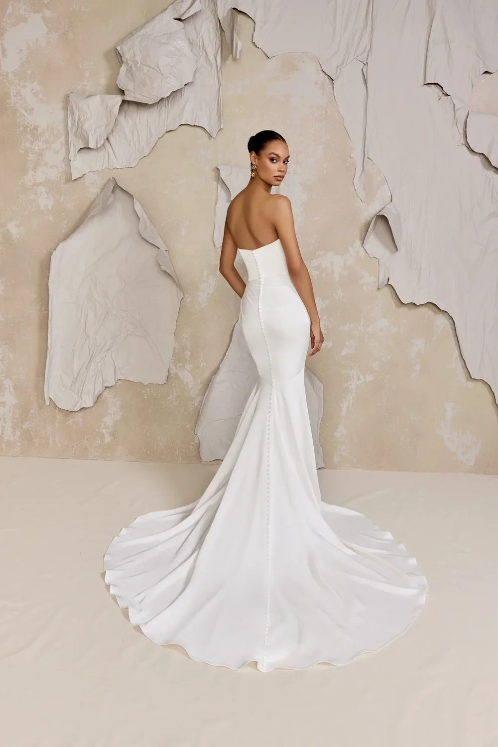 Wedding gown