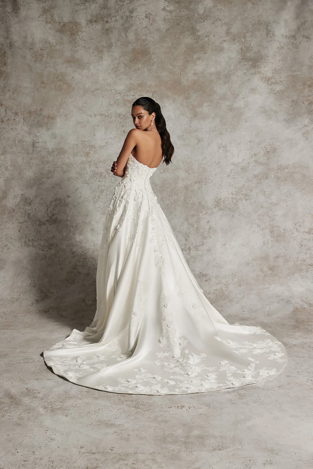 Wedding gown
