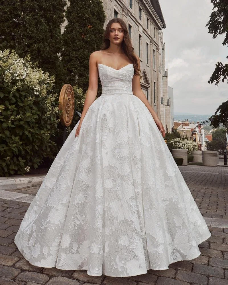 Wedding gown