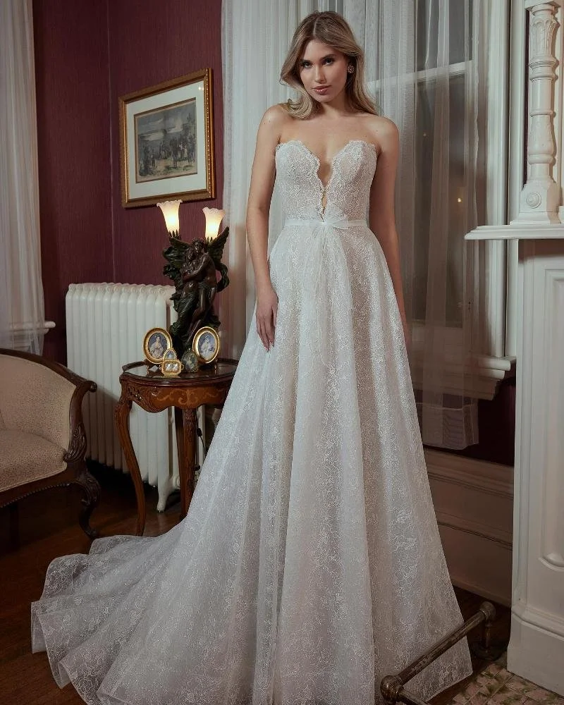 Wedding gown