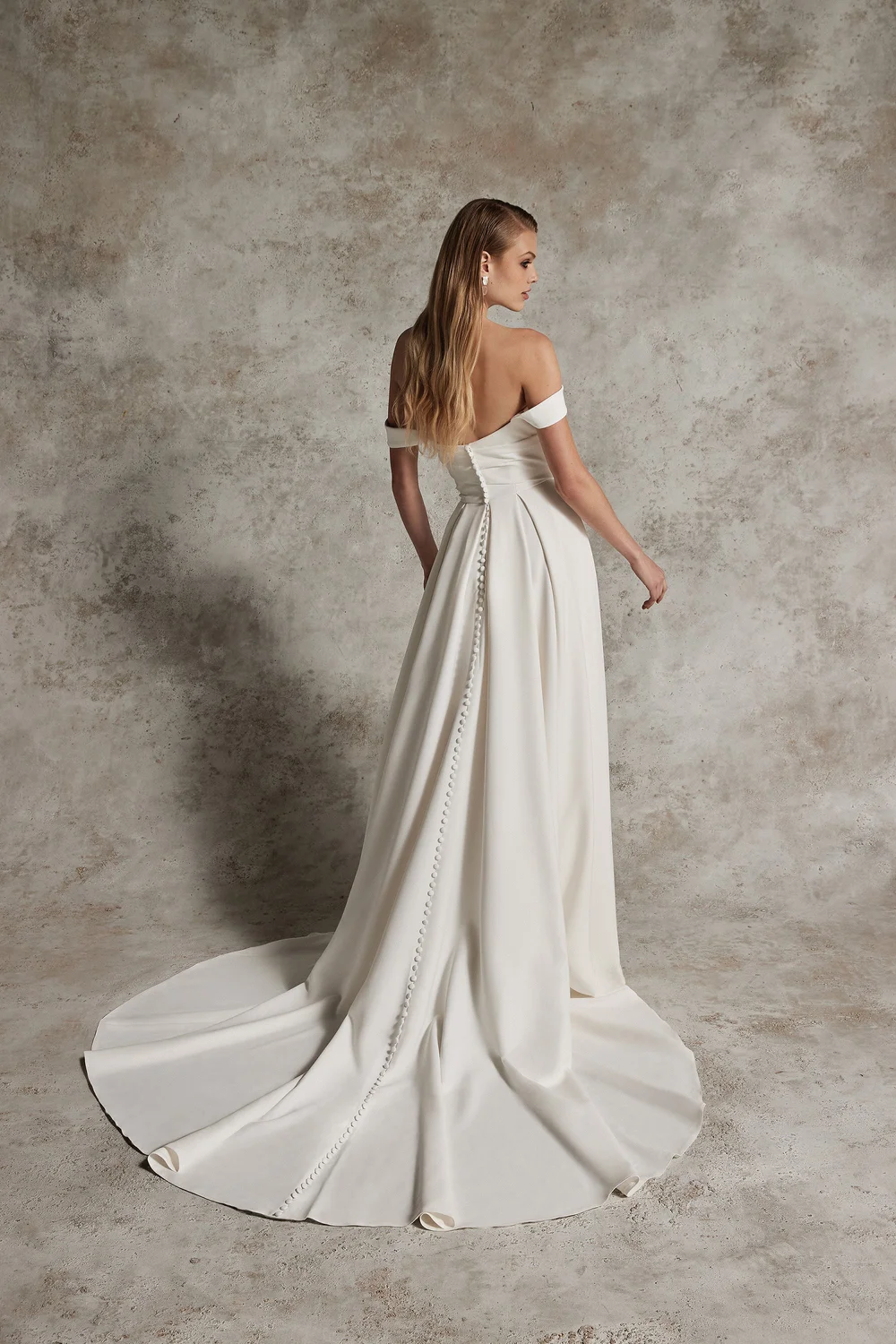 Wedding gown