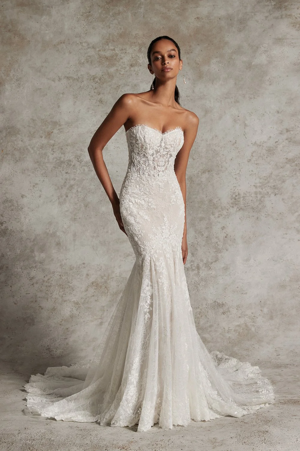 Wedding gown