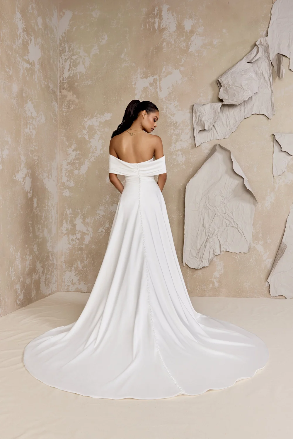 Wedding gown