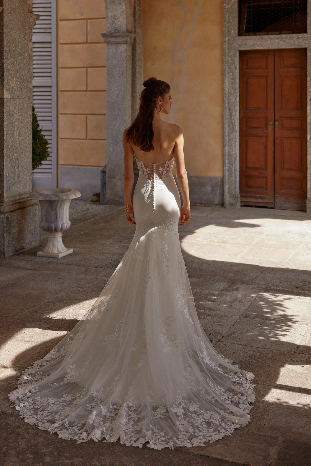 Wedding gown
