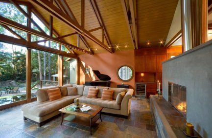 Our Farmdale Avenue California Ranch home high ceilinged, glass wall living room interior 