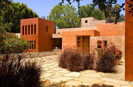 Contemporary geometric exterior design and landscaping of our modern Mandeville Canyon home in Brentwood, California