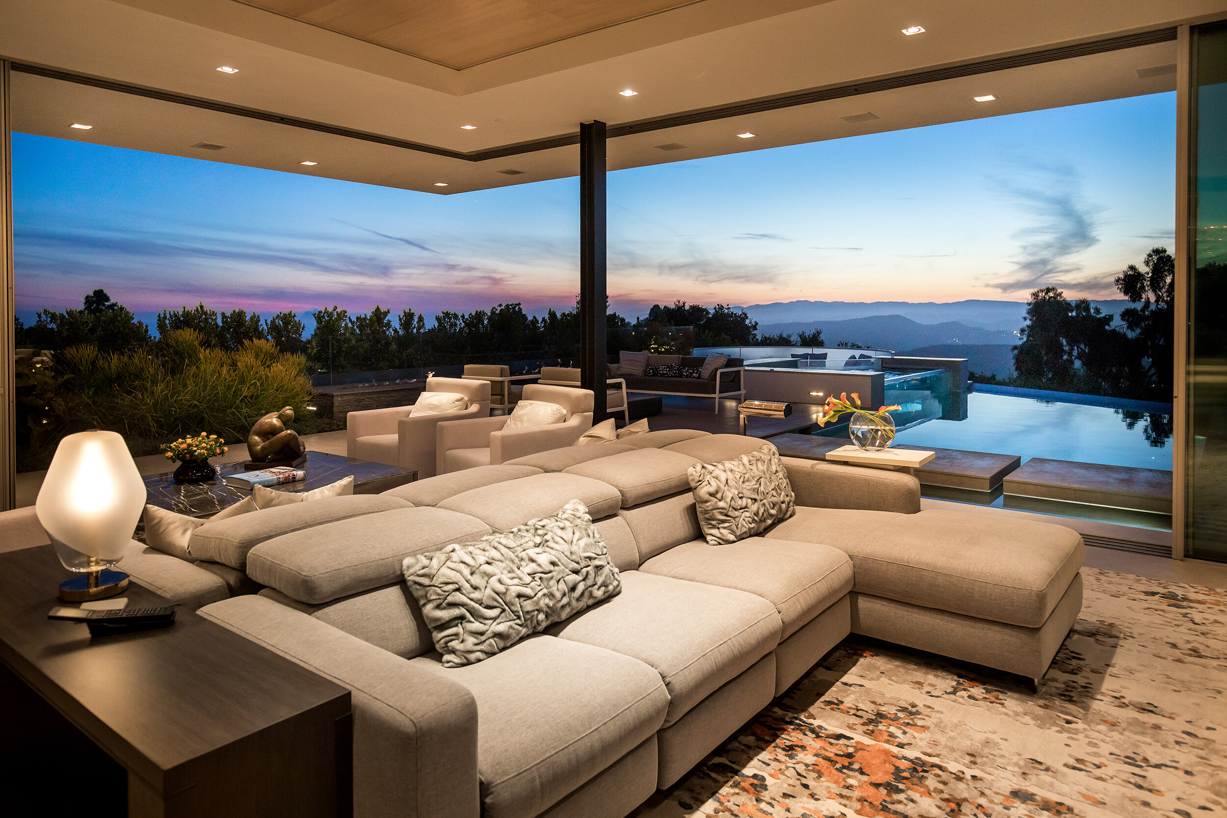 amazing outdoor living room photos