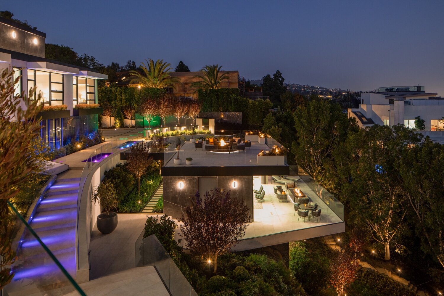 luxury resort style homes & LED lighting, modern design blog