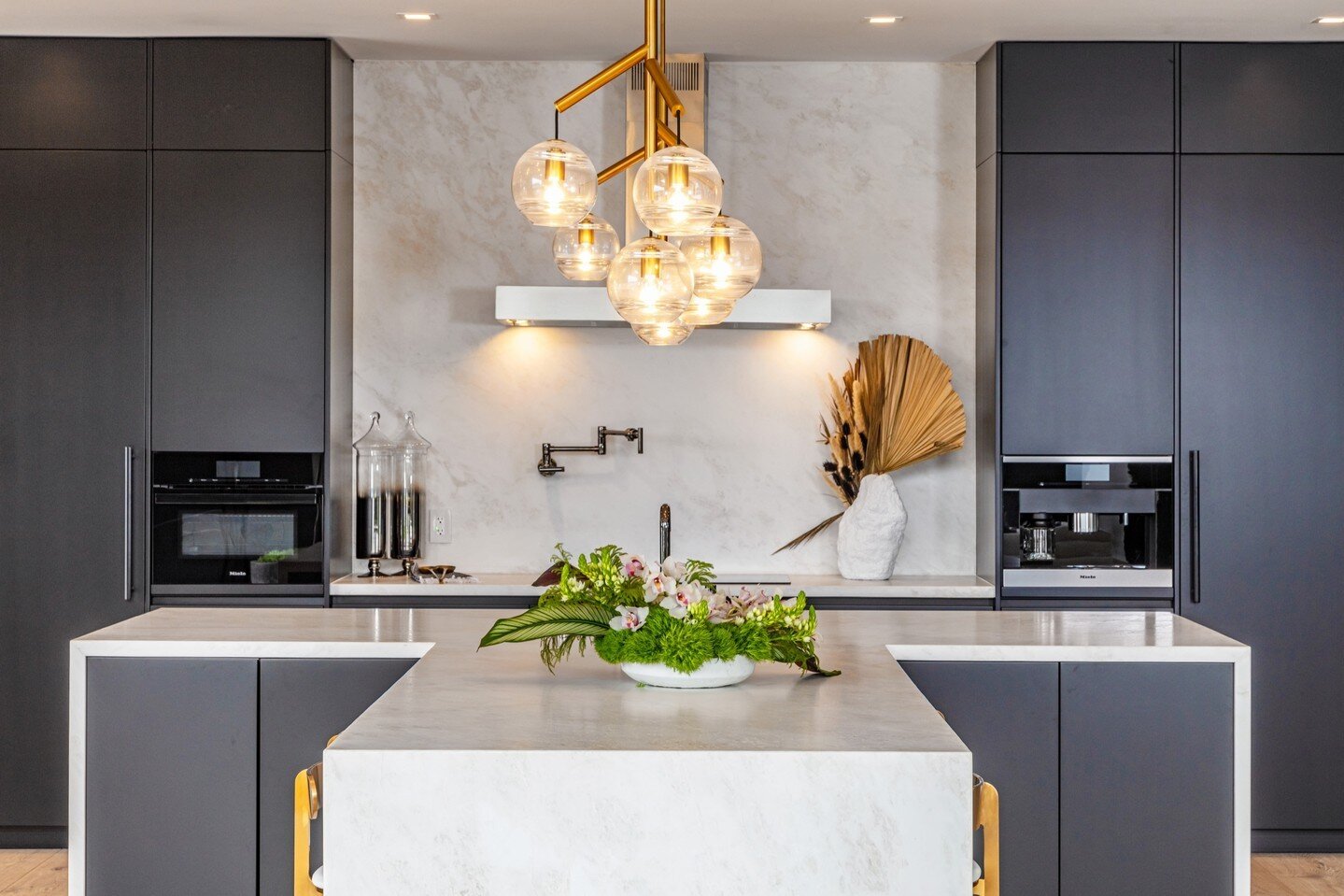 The minimalist modern kitchen at our Bundy Drive house in Brentwood, Los Angeles. Photo by @berlynmedia